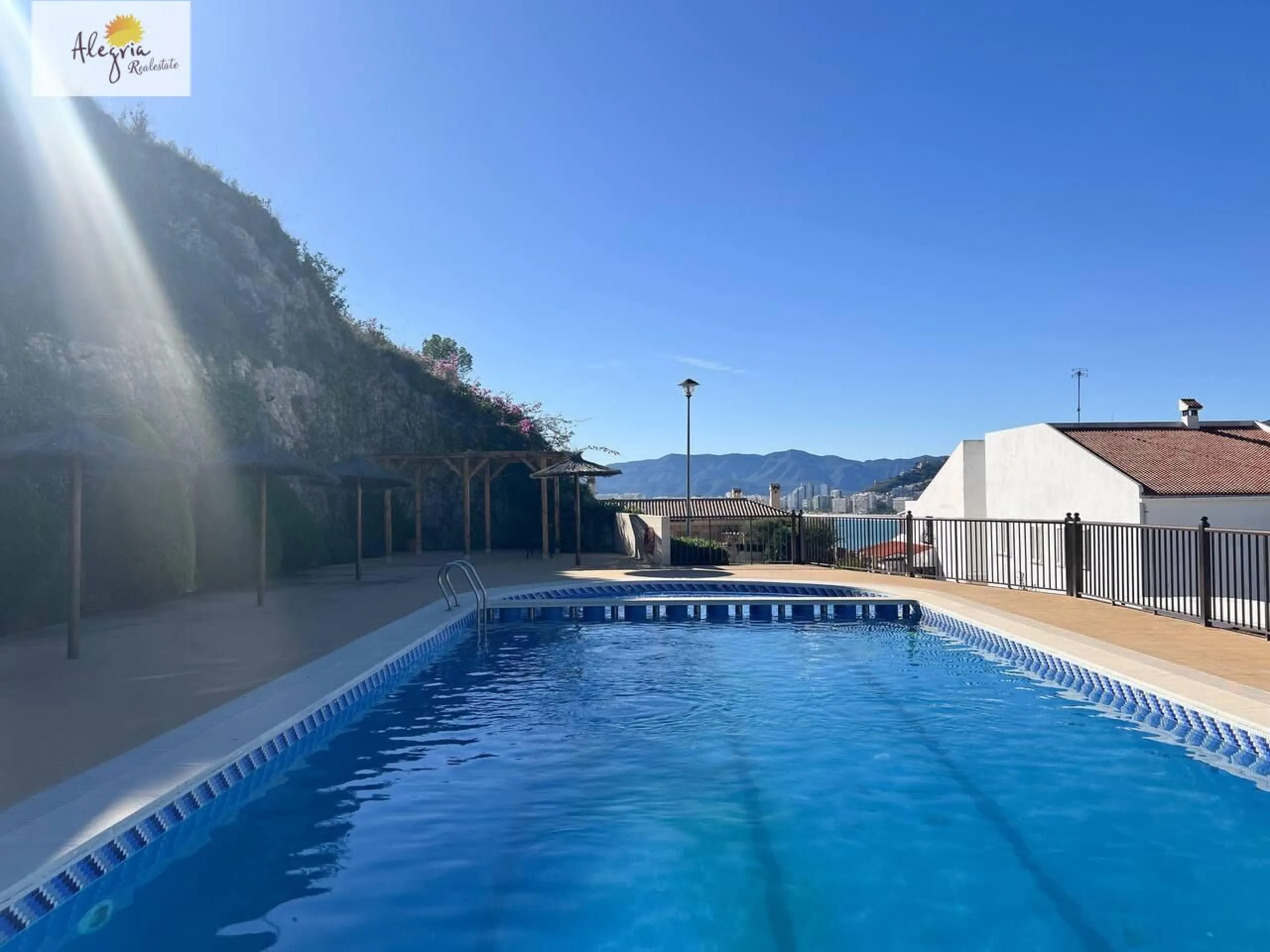 Villa de alta gama en la costa mediterránea, residencia Cap Blanc, Cullera