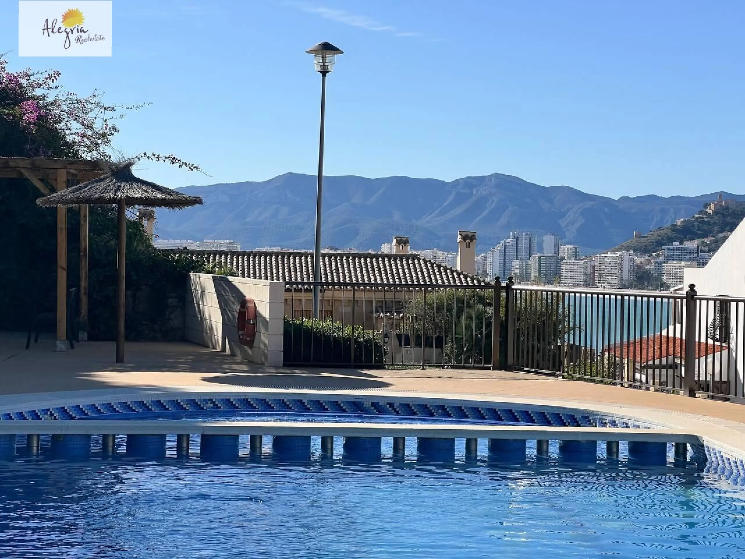 Villa de alta gama en la costa mediterránea, residencia Cap Blanc, Cullera