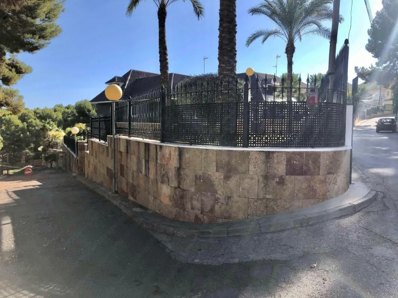 An exceptional residence in the heart of El Palmar, where luxury, comfort, and nature come together in perfect harmony.