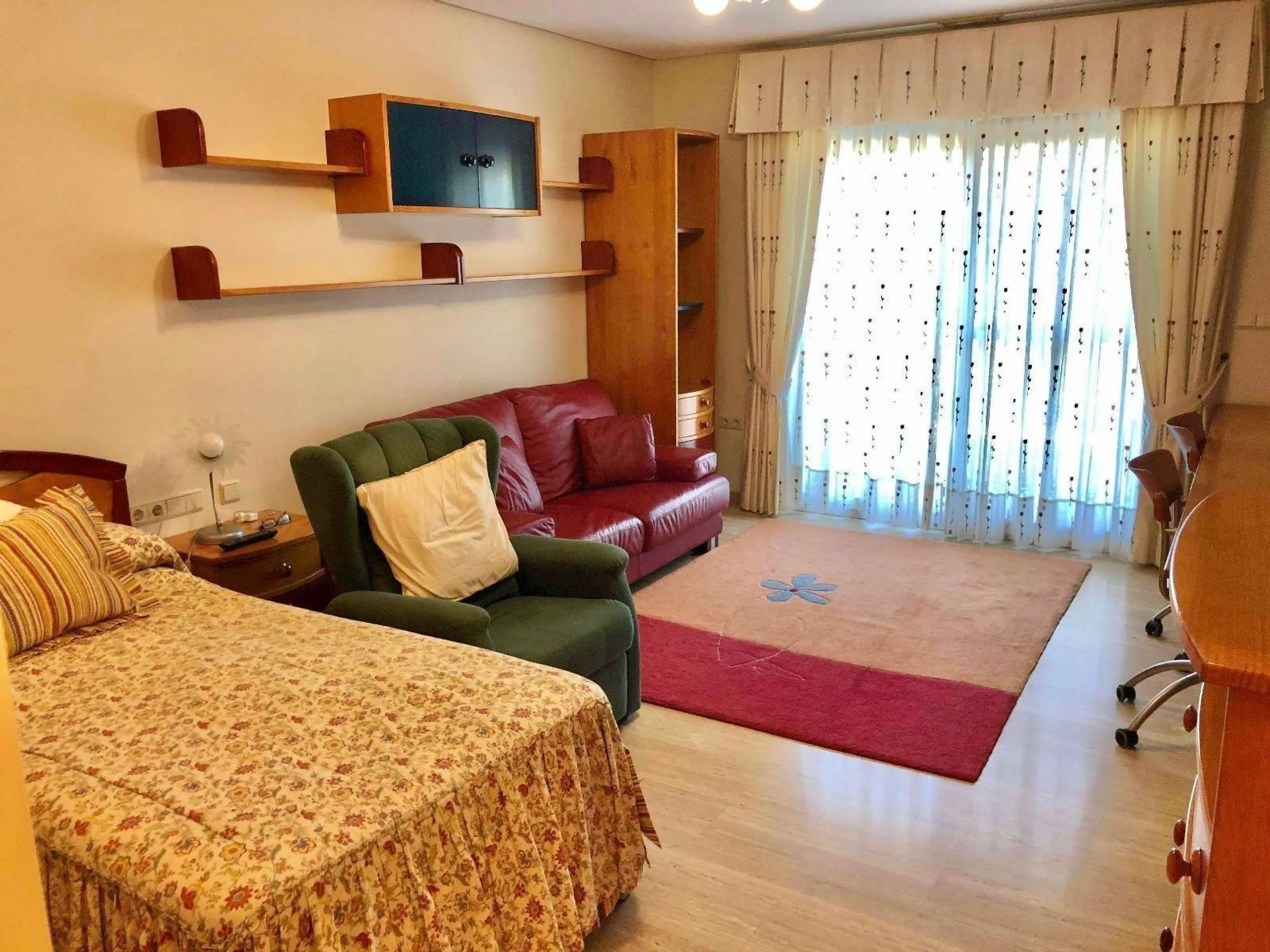 An exceptional residence in the heart of El Palmar, where luxury, comfort, and nature come together in perfect harmony.