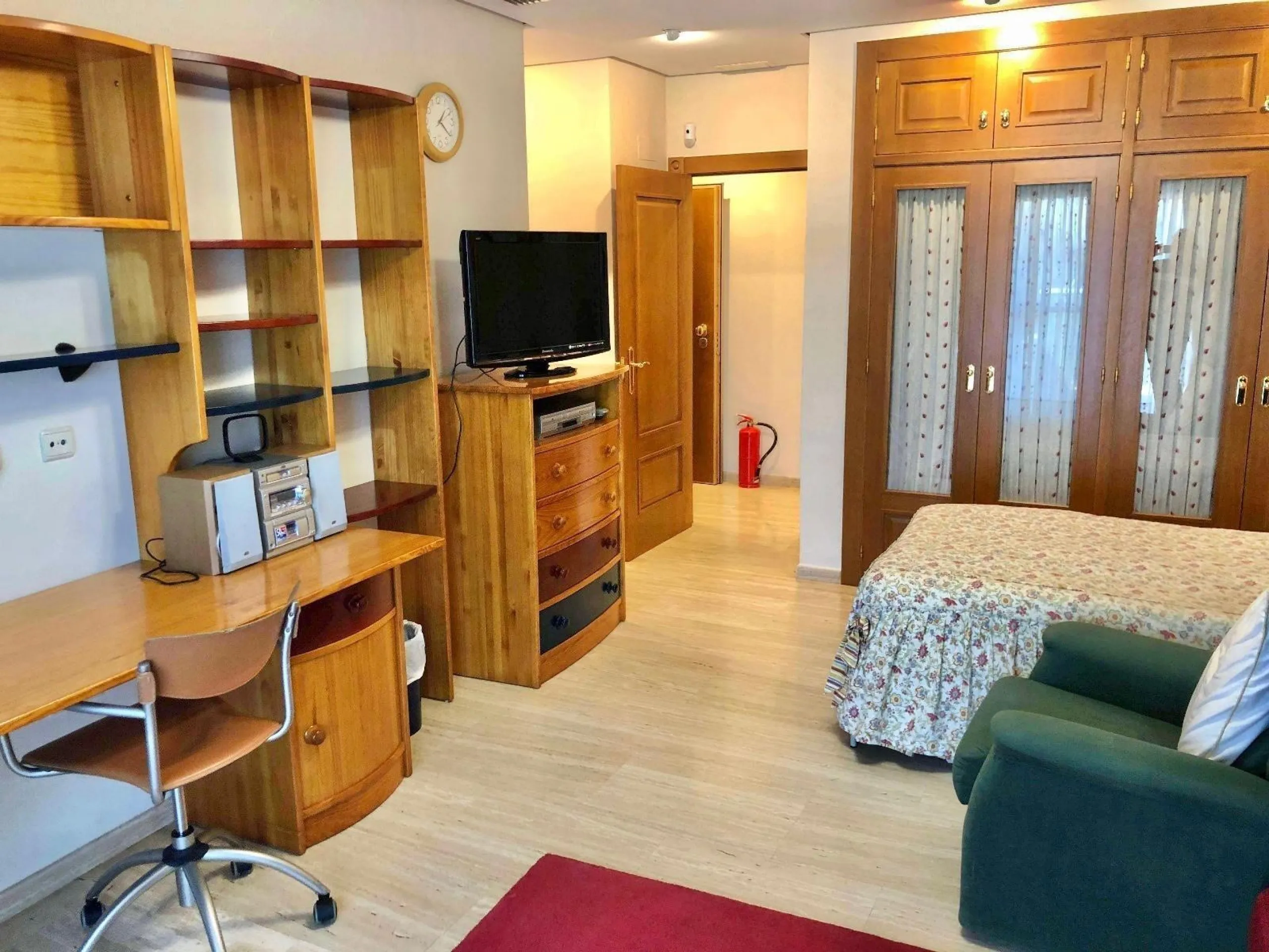 An exceptional residence in the heart of El Palmar, where luxury, comfort, and nature come together in perfect harmony.
