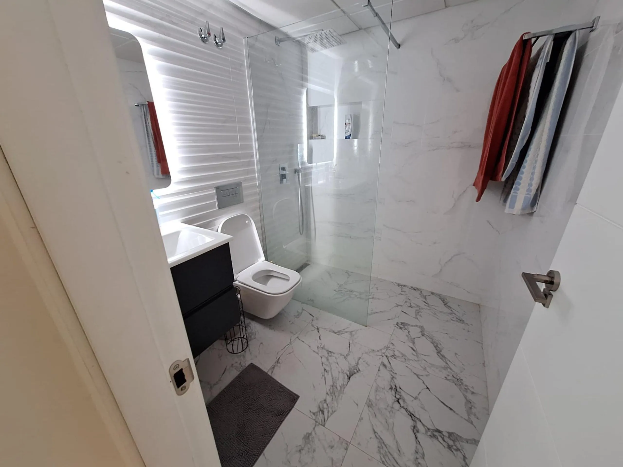 Magnificent Renovated Townhouse in Playa del Cura, Torrevieja