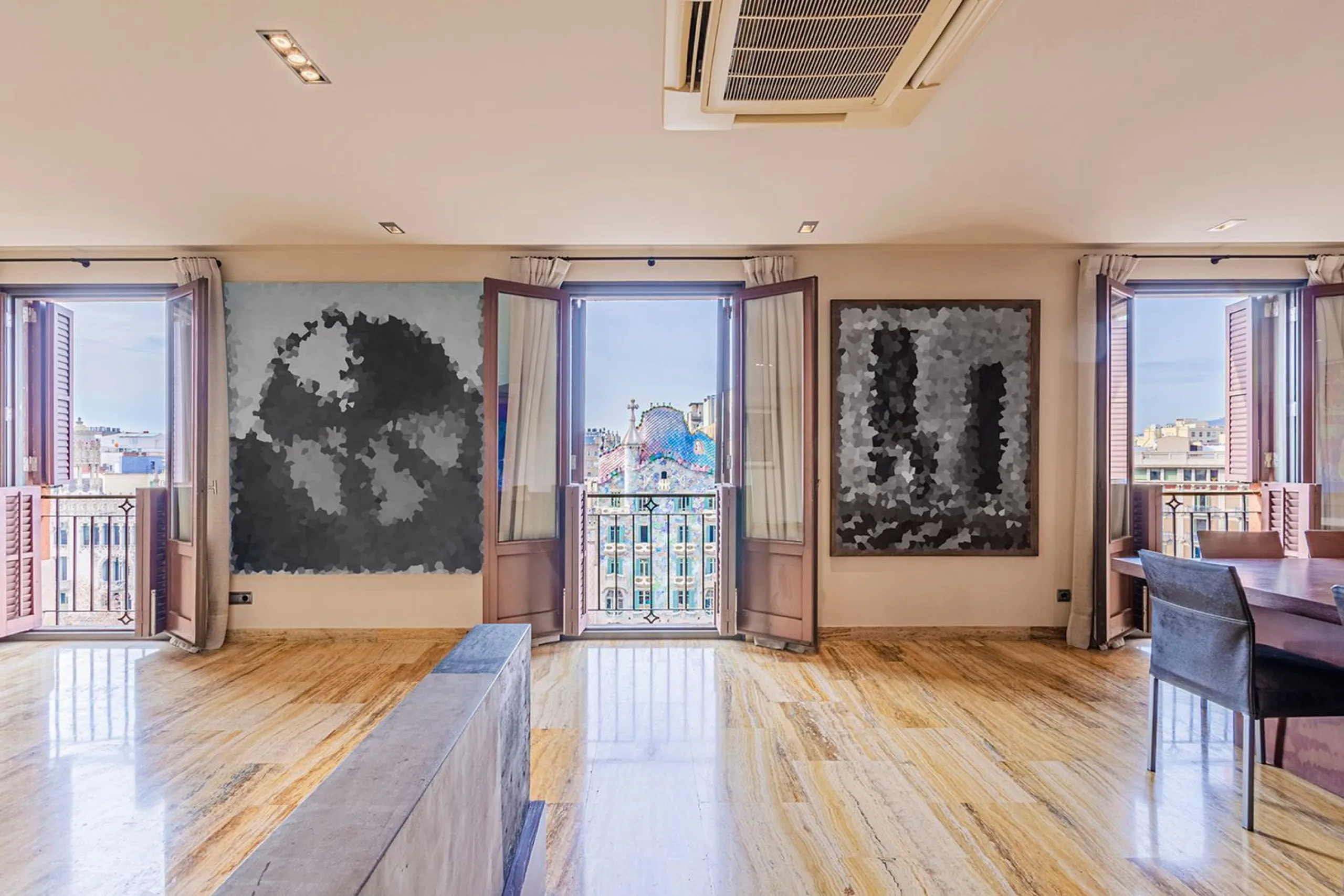 Apartment with direct views of Casa Batlló on Passeig de Gracia, Barcelona