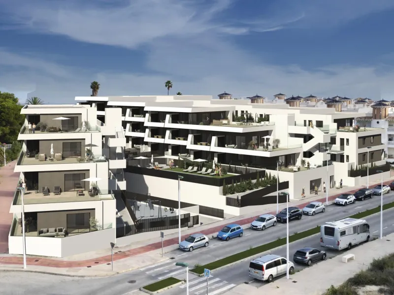 ¡Tu nuevo hogar en La Marina! Elegante apartamento a solo un paso del mar