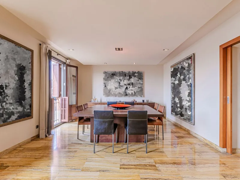 Apartment with direct views of Casa Batlló on Passeig de Gracia, Barcelona