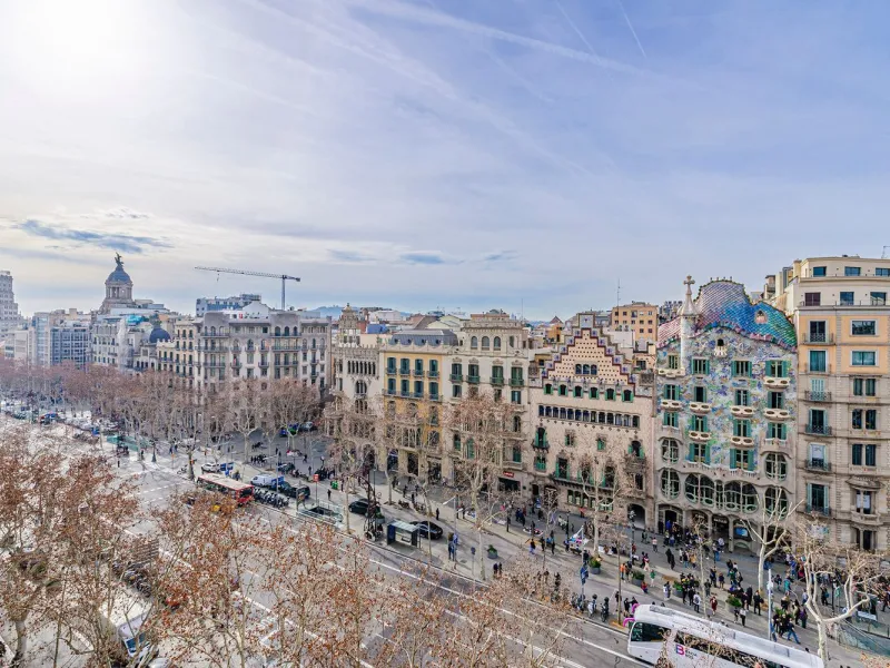 Apartment with direct views of Casa Batlló on Passeig de Gracia, Barcelona