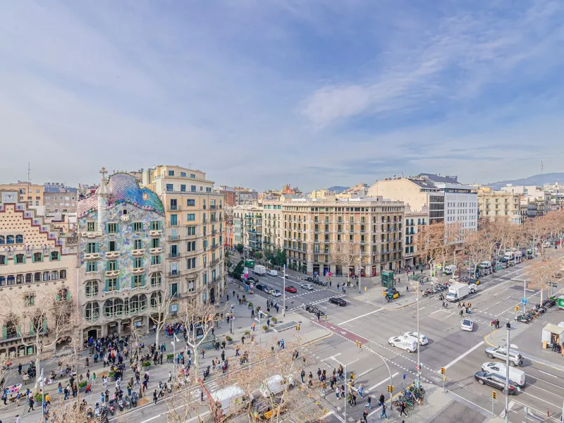 Apartment with direct views of Casa Batlló on Passeig de Gracia, Barcelona