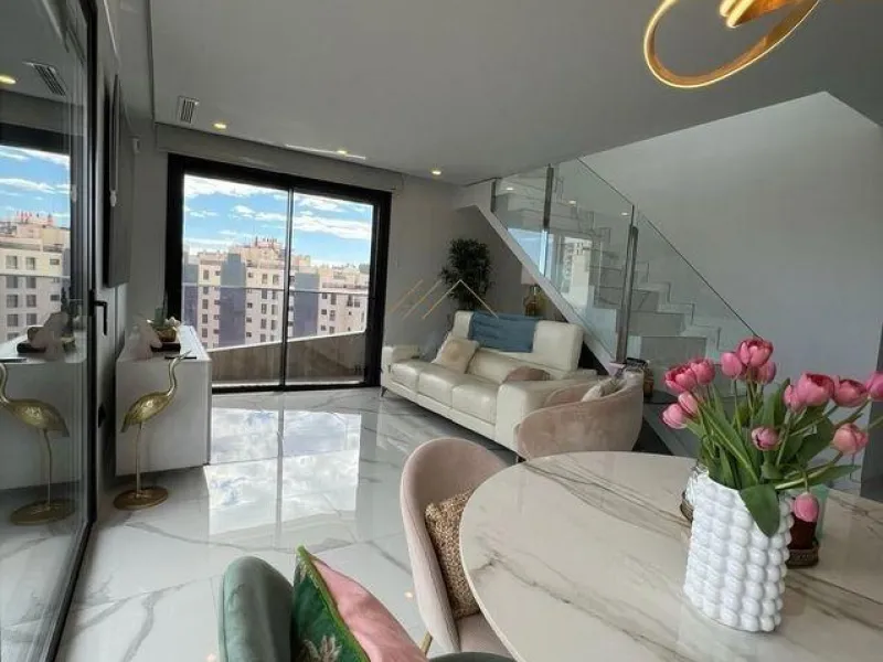 Exclusivo ático con vistas al mar en Pau 5 a 200 m de la playa
