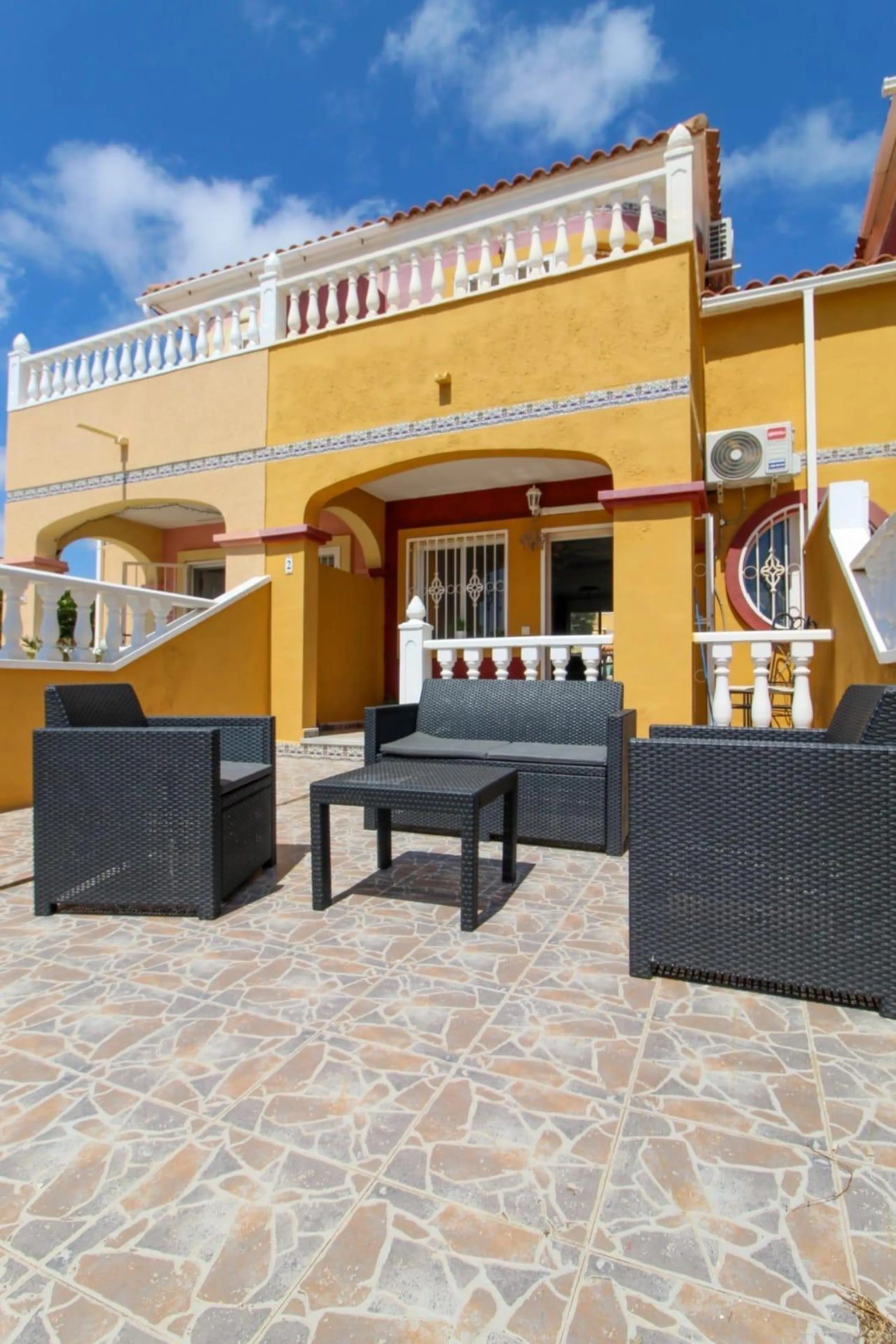 Charming East-Facing Townhouse in La Regia – 800 m to Cabo Roig Strip