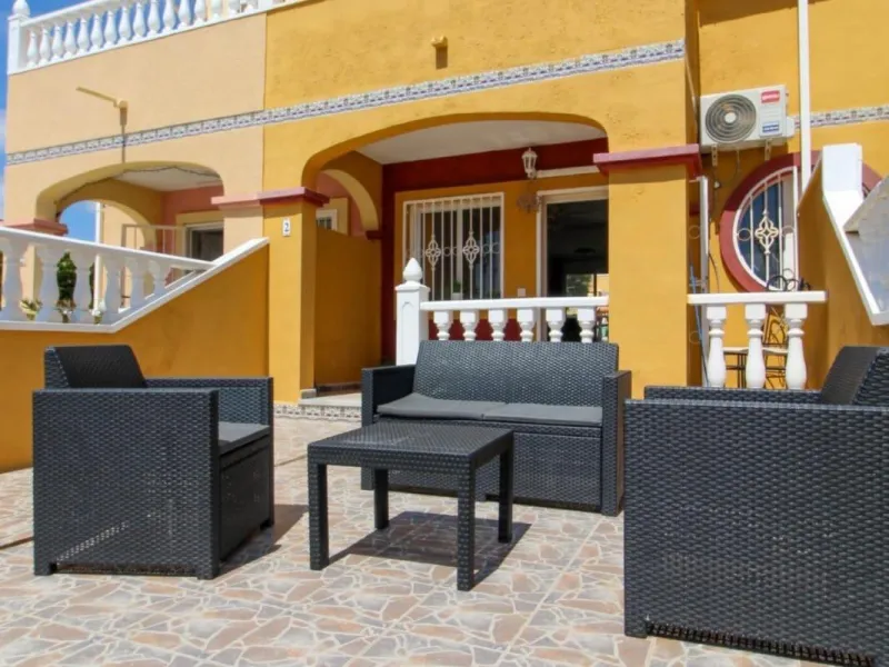 Charming East-Facing Townhouse in La Regia – 800 m to Cabo Roig Strip