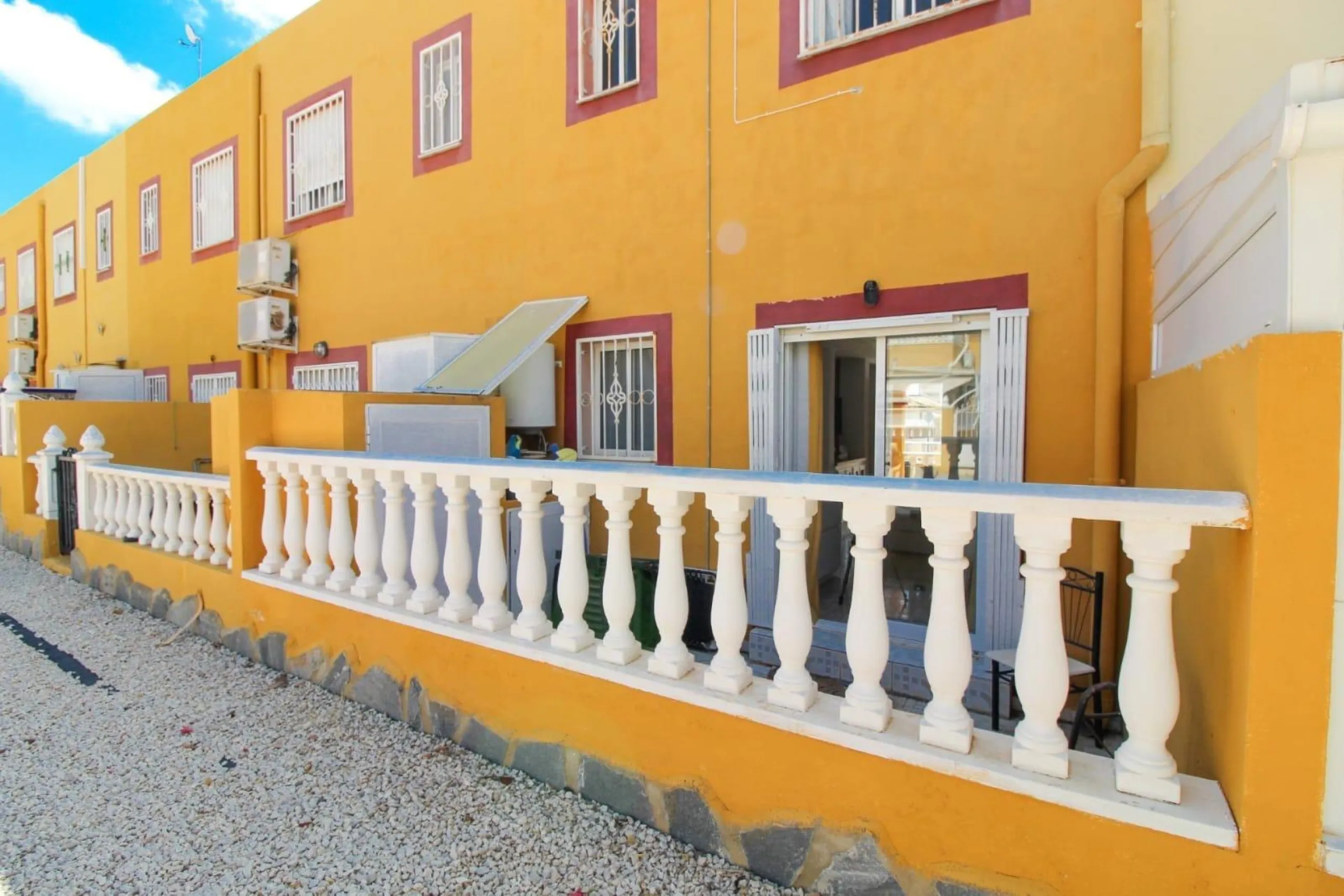 Charming East-Facing Townhouse in La Regia – 800 m to Cabo Roig Strip
