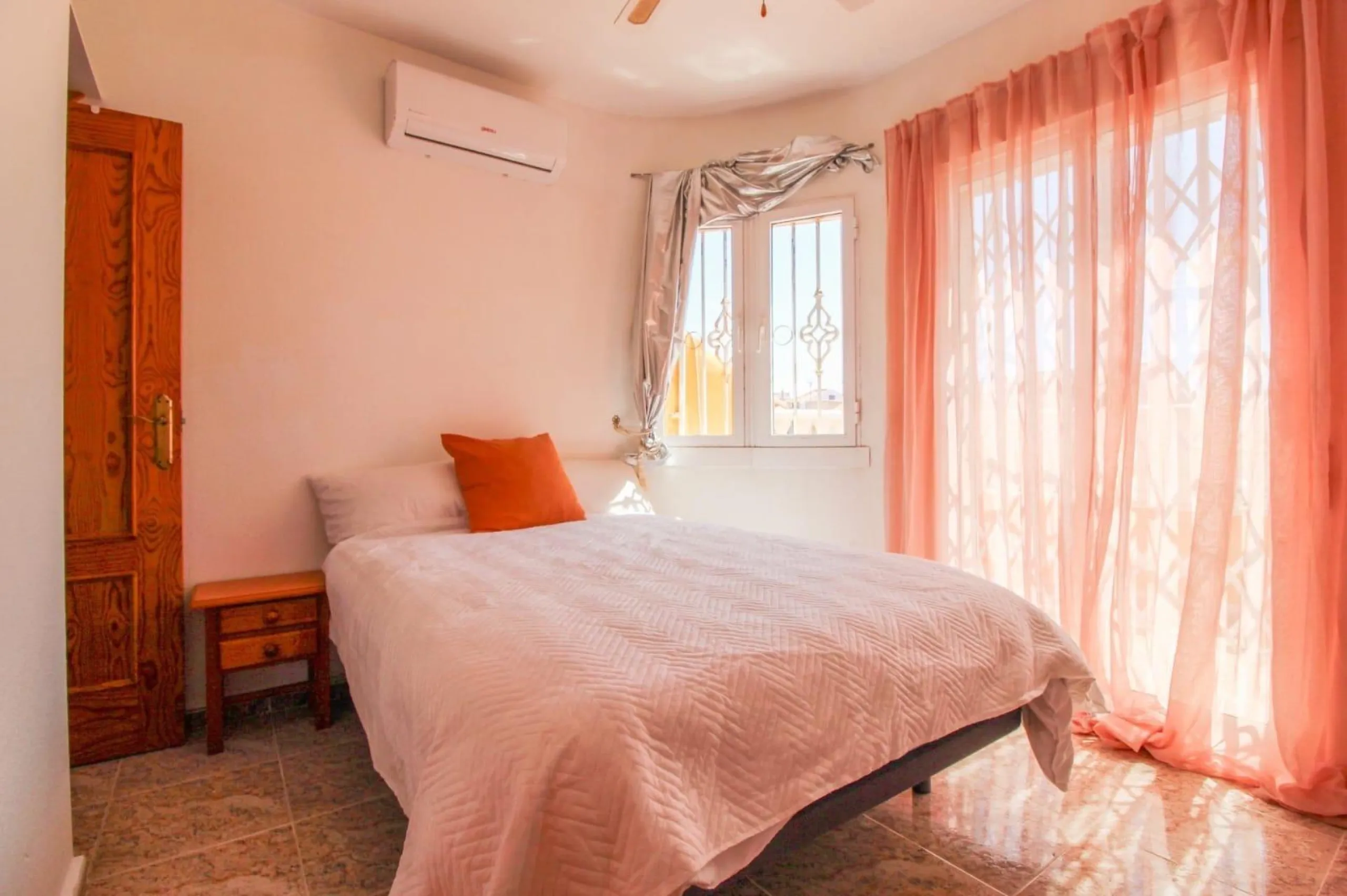 Charming East-Facing Townhouse in La Regia – 800 m to Cabo Roig Strip
