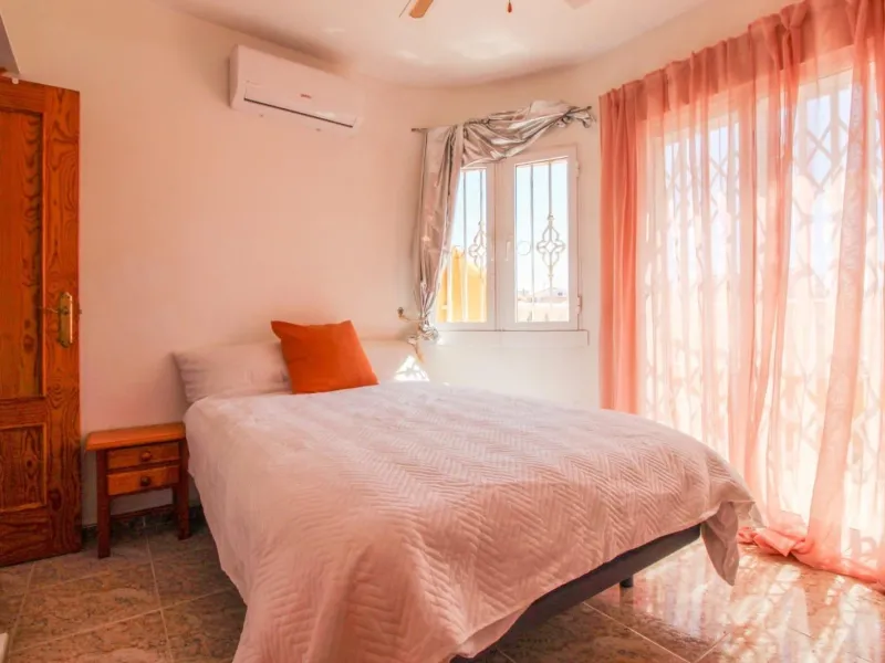 Charming East-Facing Townhouse in La Regia – 800 m to Cabo Roig Strip