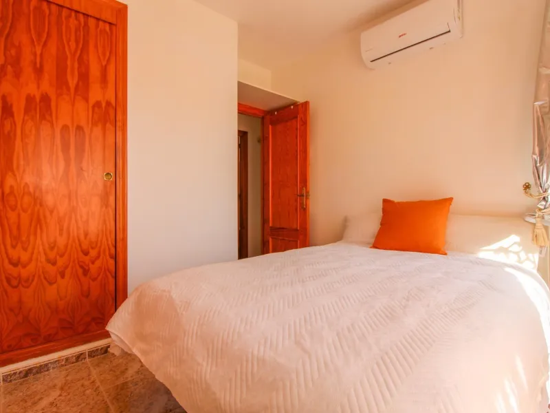 Charming East-Facing Townhouse in La Regia – 800 m to Cabo Roig Strip