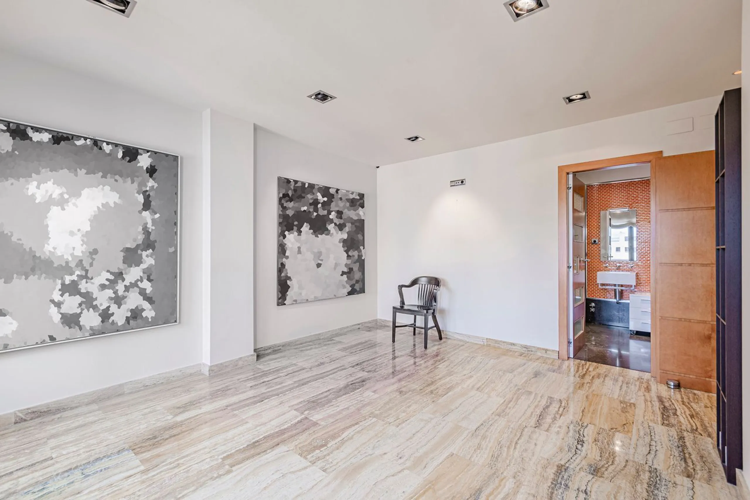 Apartment with direct views of Casa Batlló on Passeig de Gracia, Barcelona