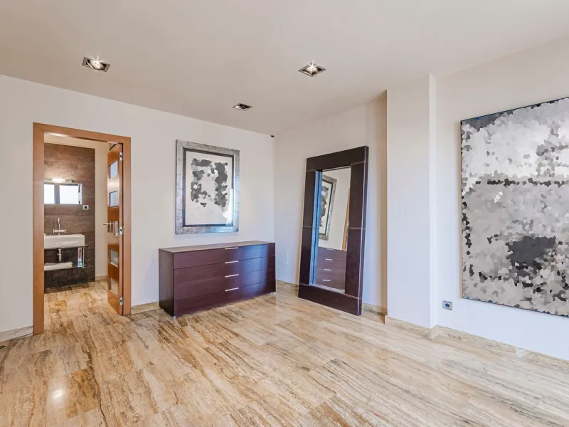 Apartment with direct views of Casa Batlló on Passeig de Gracia, Barcelona