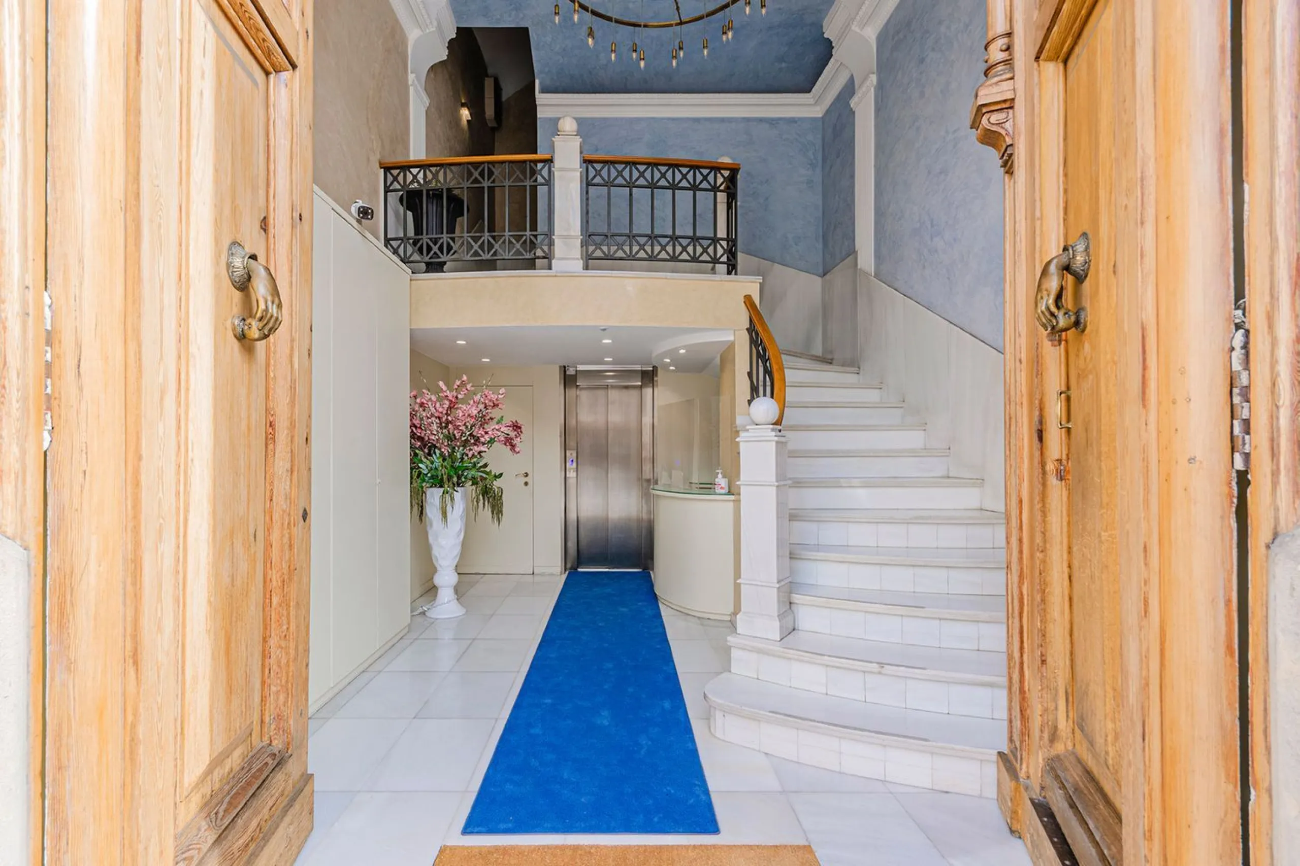 Apartment with direct views of Casa Batlló on Passeig de Gracia, Barcelona