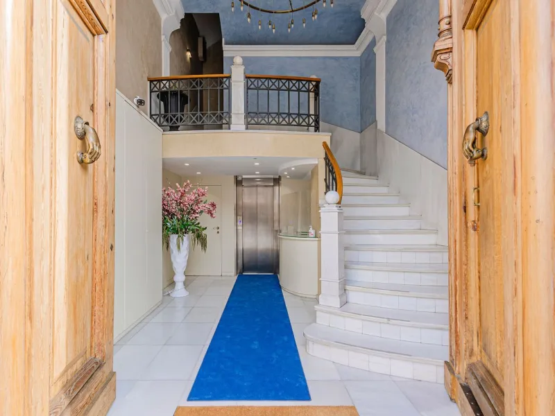 Apartment with direct views of Casa Batlló on Passeig de Gracia, Barcelona