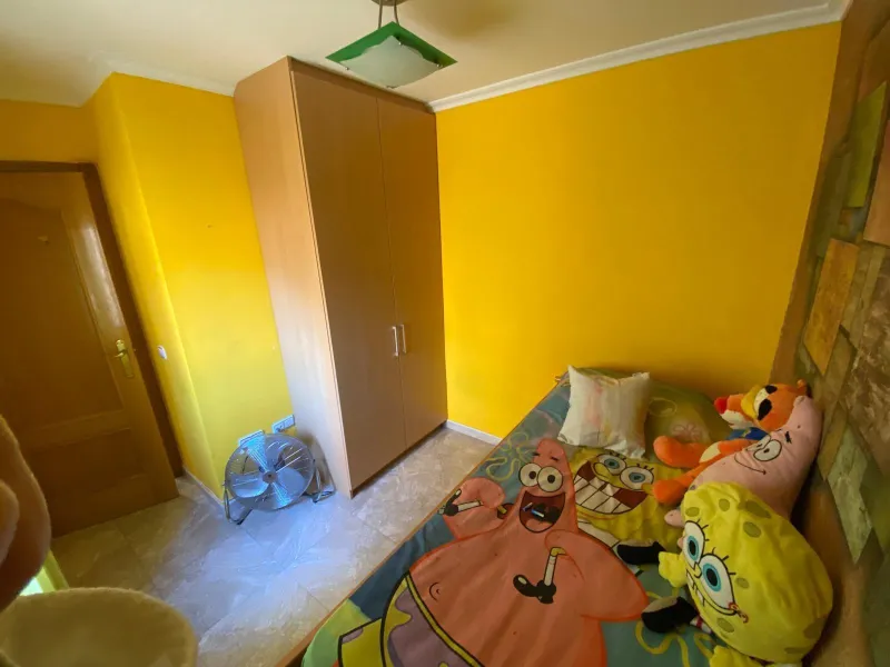 Apartamento con 2 dormitorios, 1 baño, 700 m. de la playa