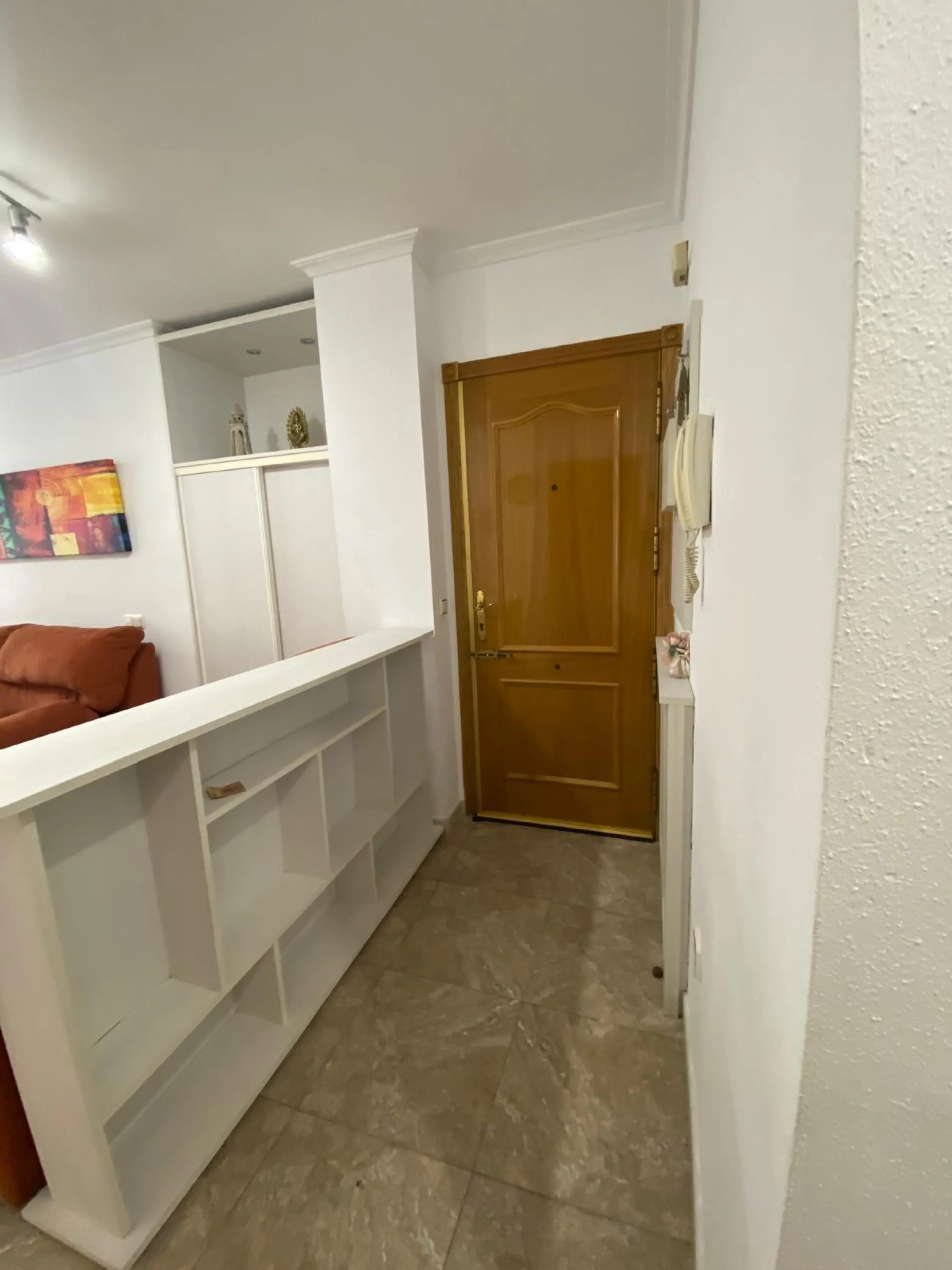 Apartamento con 2 dormitorios, 1 baño, 700 m. de la playa