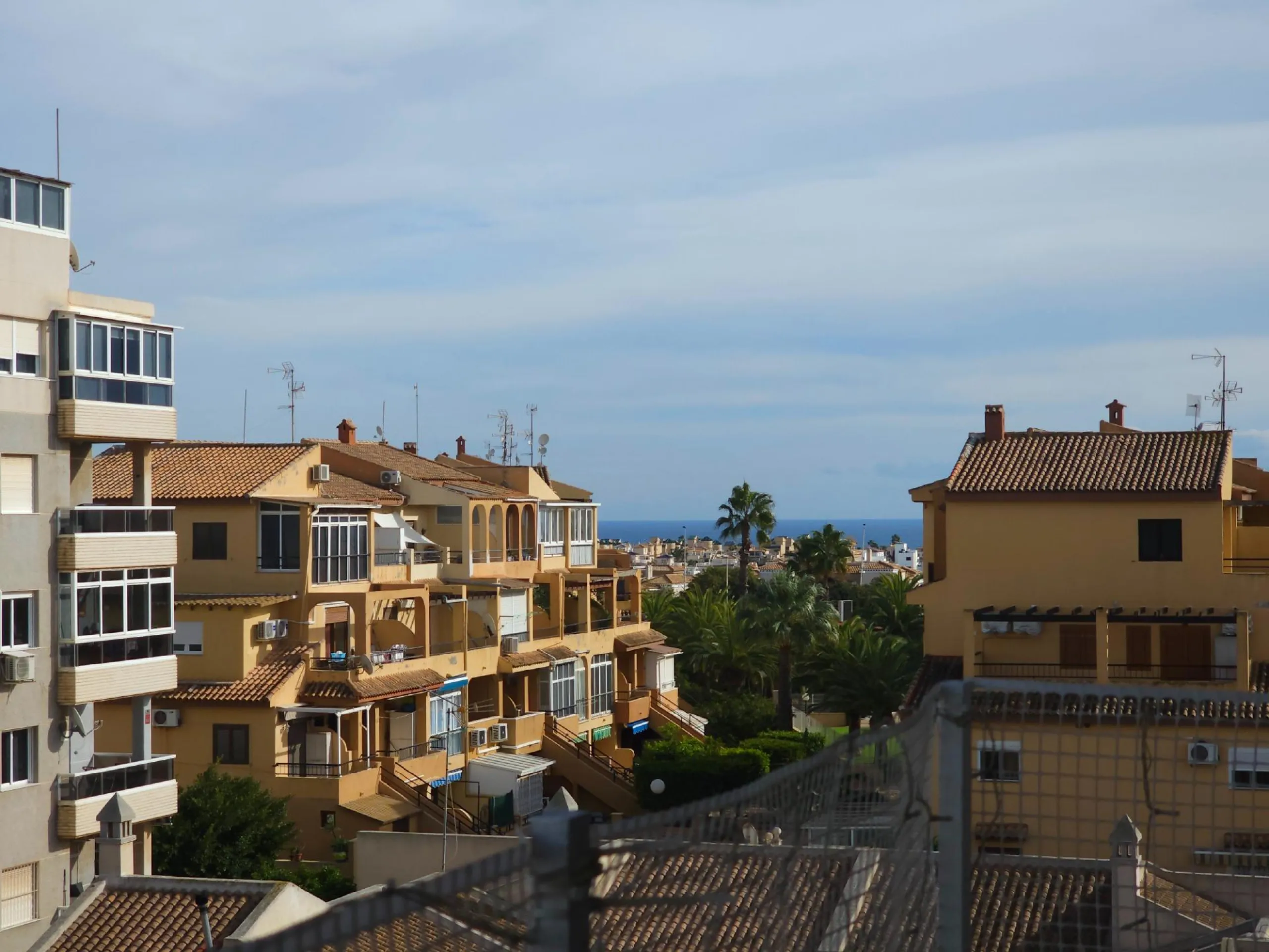 Modern Apartment in Torreblanca, Torrevieja - Ideal for Investment