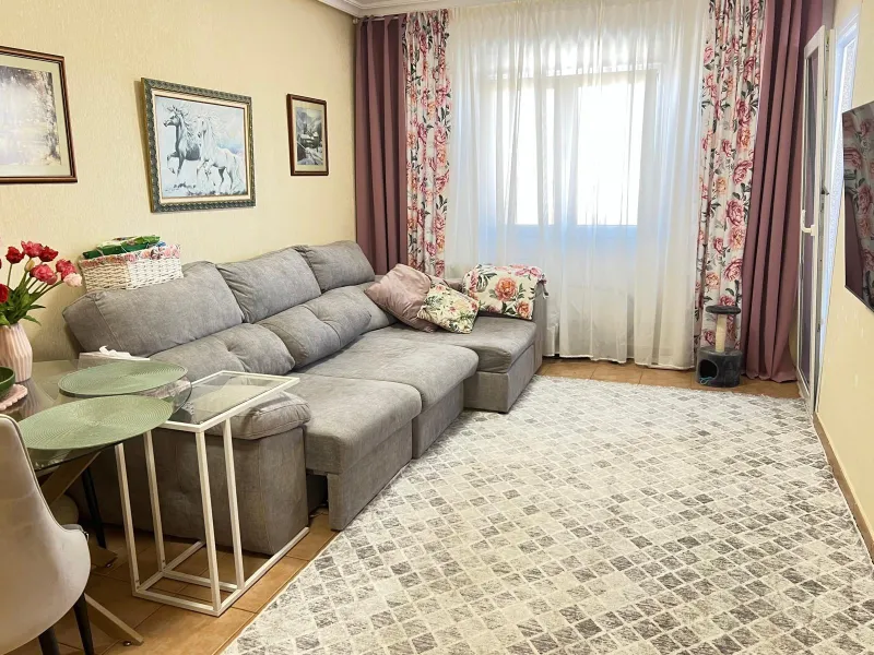 Modern Apartment in Torreblanca, Torrevieja - Ideal for Investment