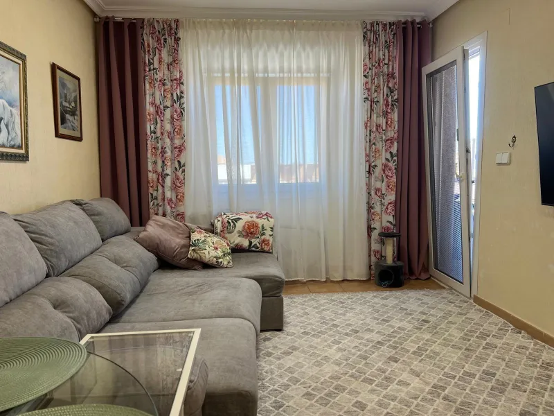 Modern Apartment in Torreblanca, Torrevieja - Ideal for Investment