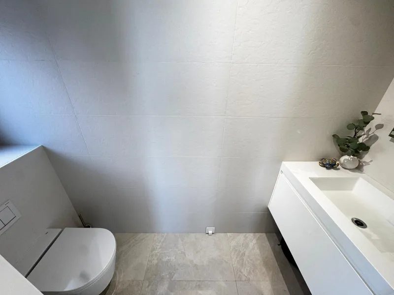 VILLA DE LUJO CON VISTAS AL MAR EN CAPMOAMOR CON 349 M2 DE CASA Y 503 DE PARCELA. 4 DORM. 6 BAÑOS. CON ASCENSOR.