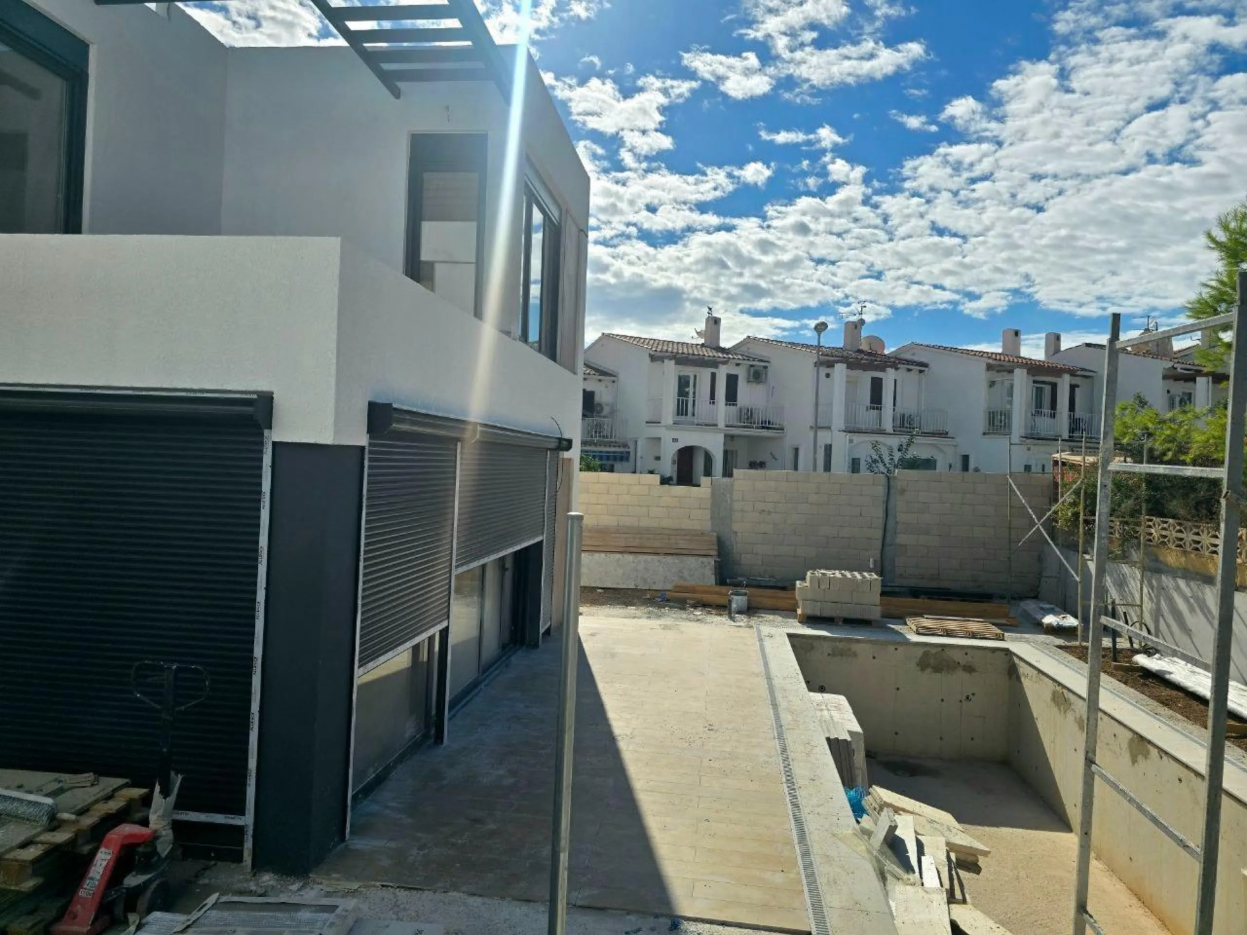 🌴 New modern villas in La Nucía