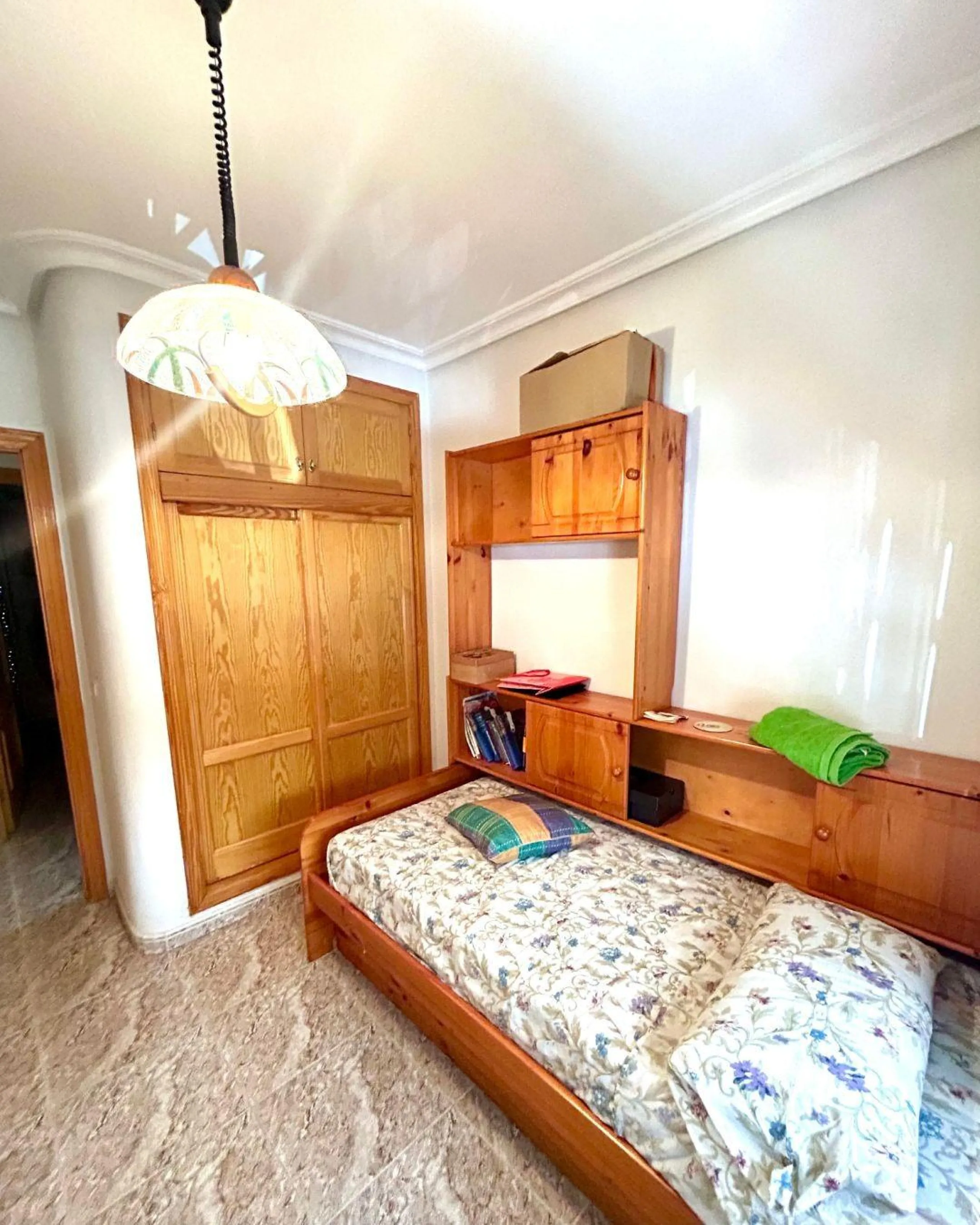APARTAMENTO DE 3 DORM. 2 BAÑOS. CON SUPERFICIE DE 85 M2. (EDIFICIO GALEON) PLAYA A 400 METROS.