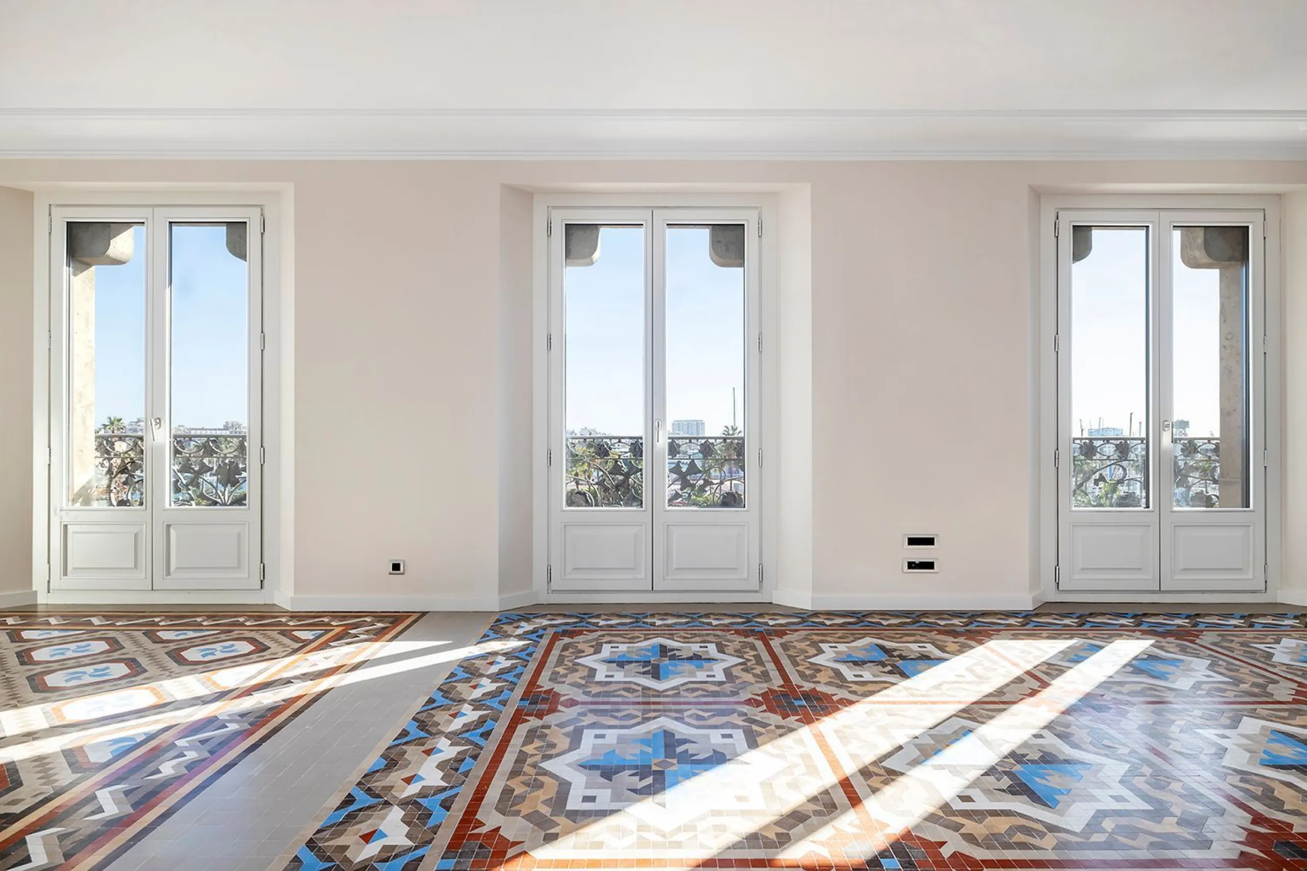 New-build apartment with sea views in Port Vell, Barcelona