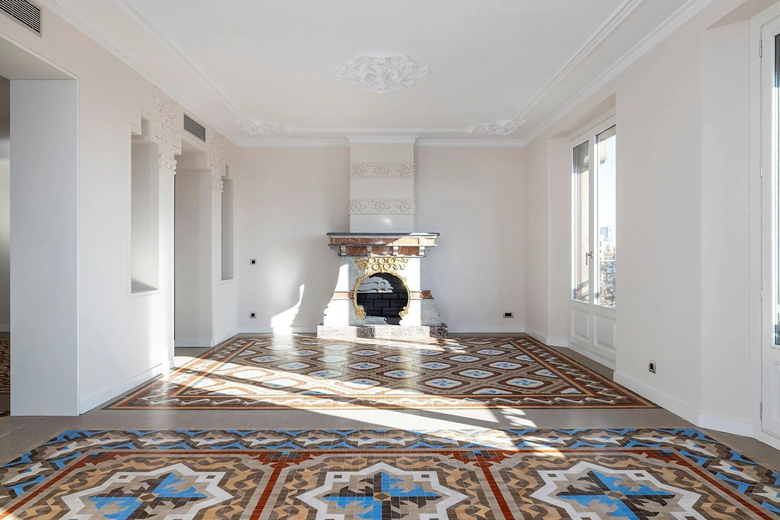 New-build apartment with sea views in Port Vell, Barcelona