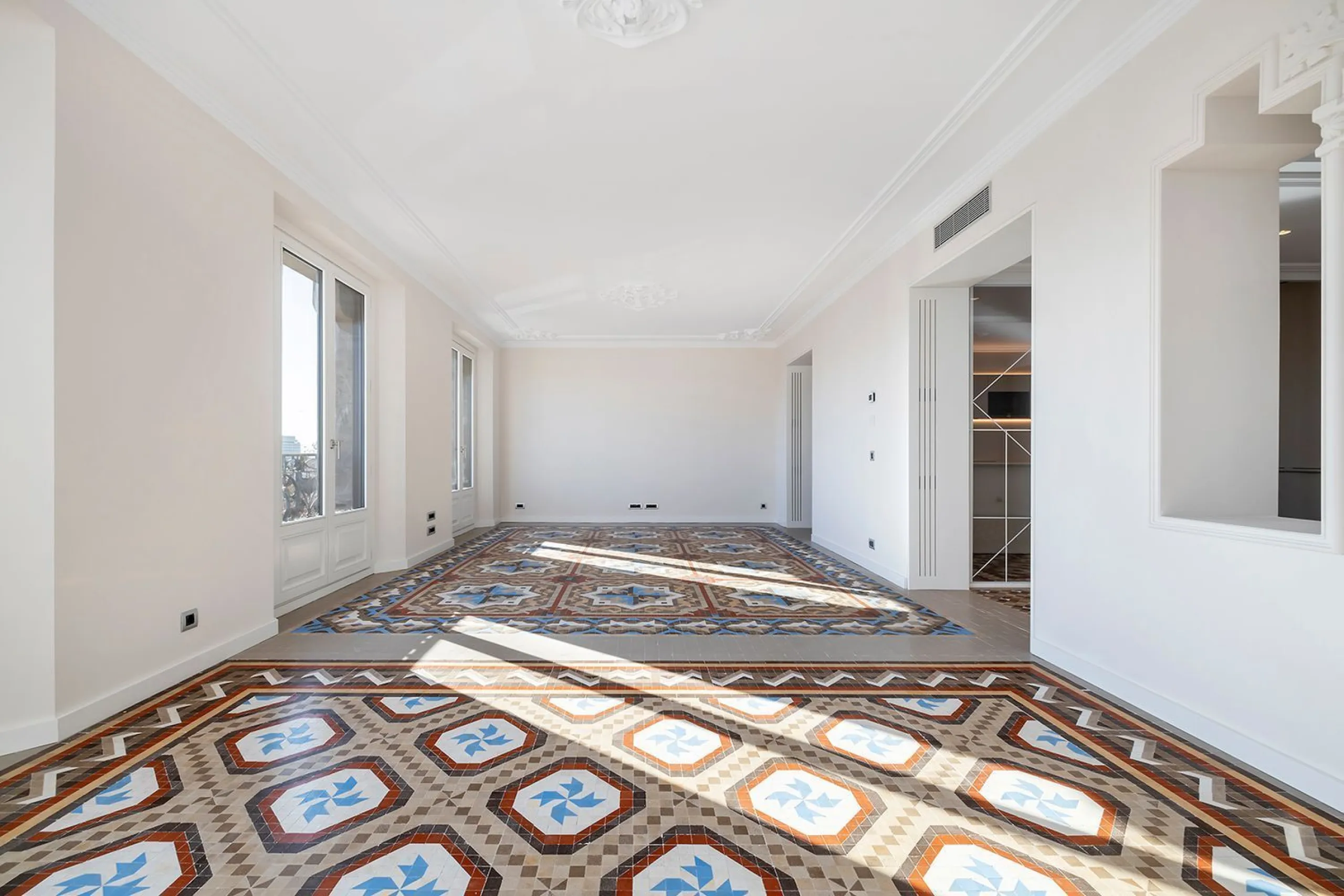 New-build apartment with sea views in Port Vell, Barcelona