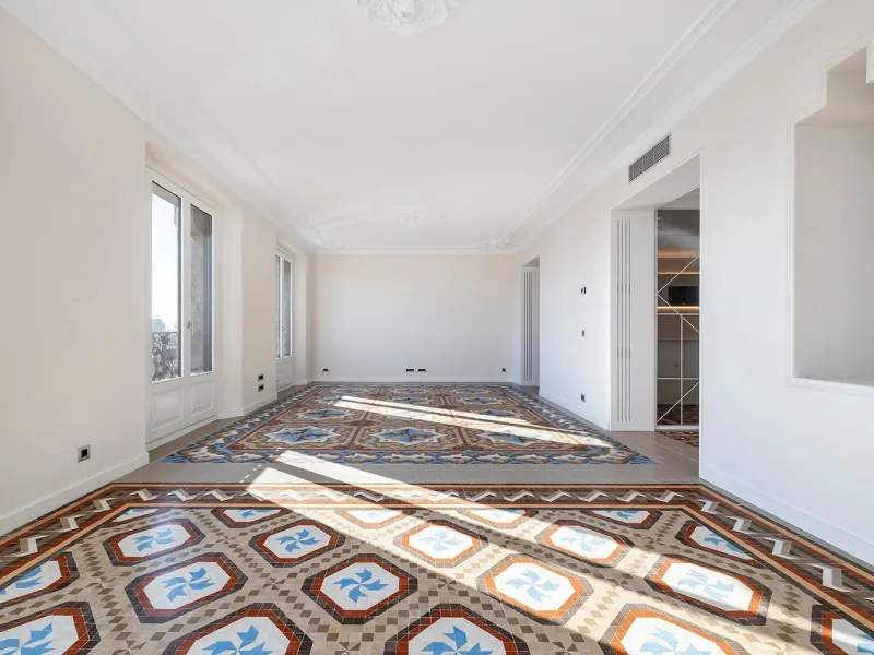 New-build apartment with sea views in Port Vell, Barcelona