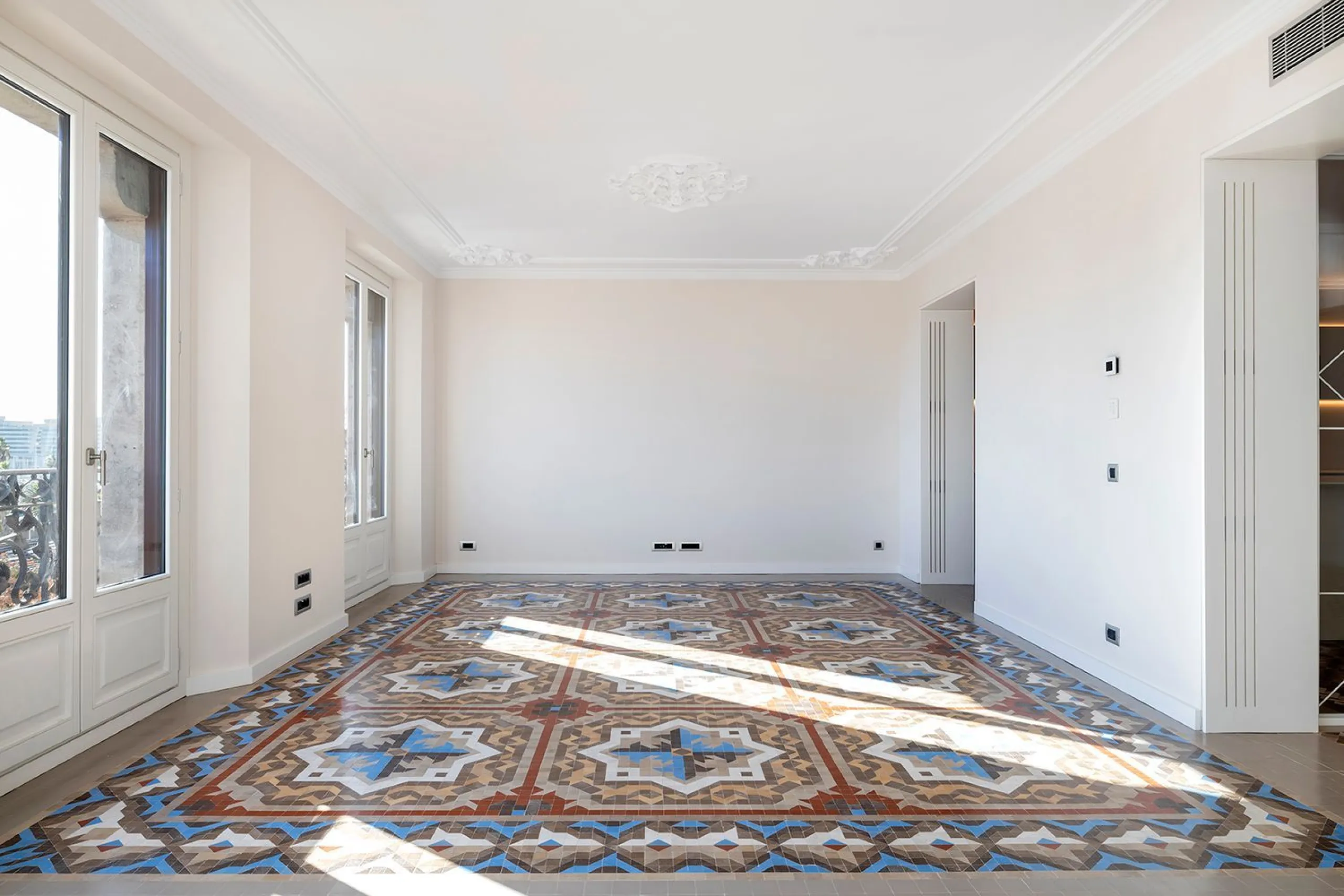 New-build apartment with sea views in Port Vell, Barcelona