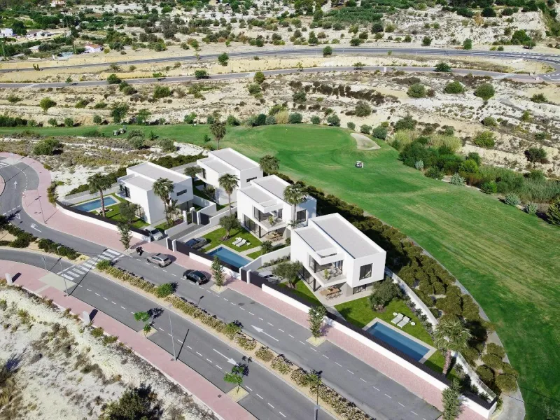 VILLAS DE OBRA NUEVA CON PISCINA PRIVADA EN FINESTRAT🌴