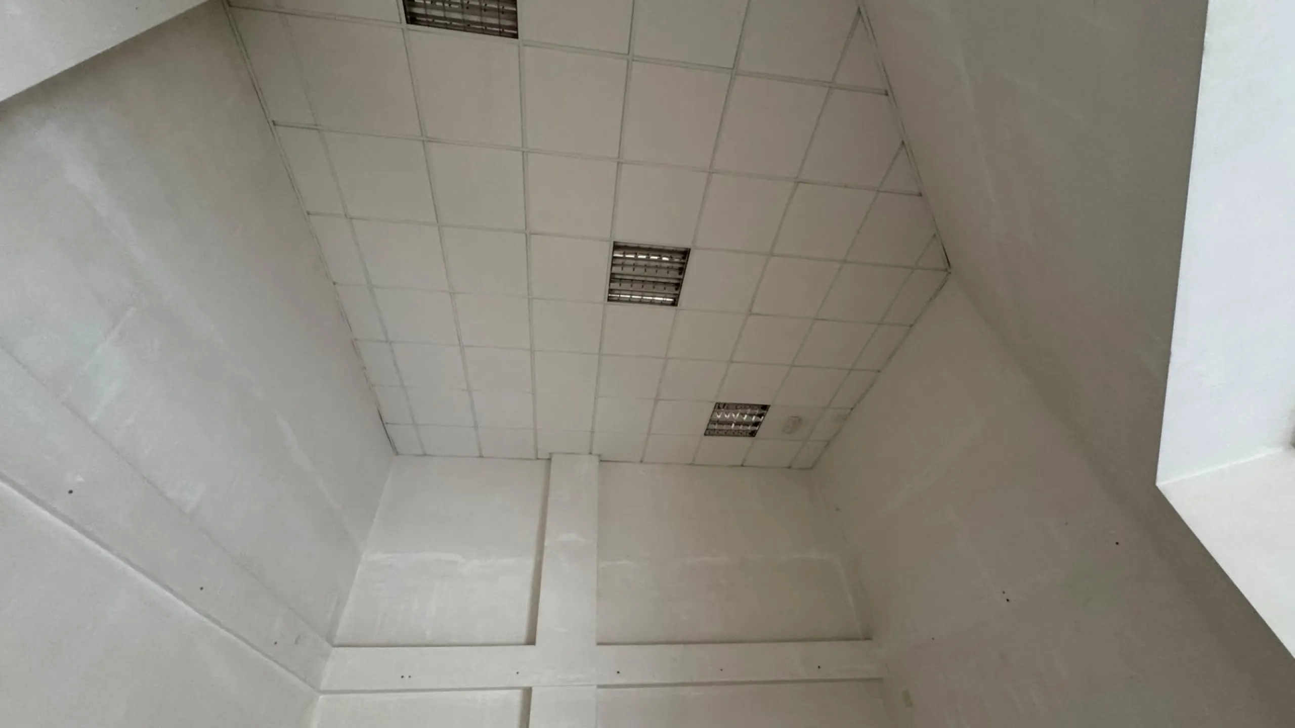 Spacious commercial premises in the heart of Altozano, Alicante