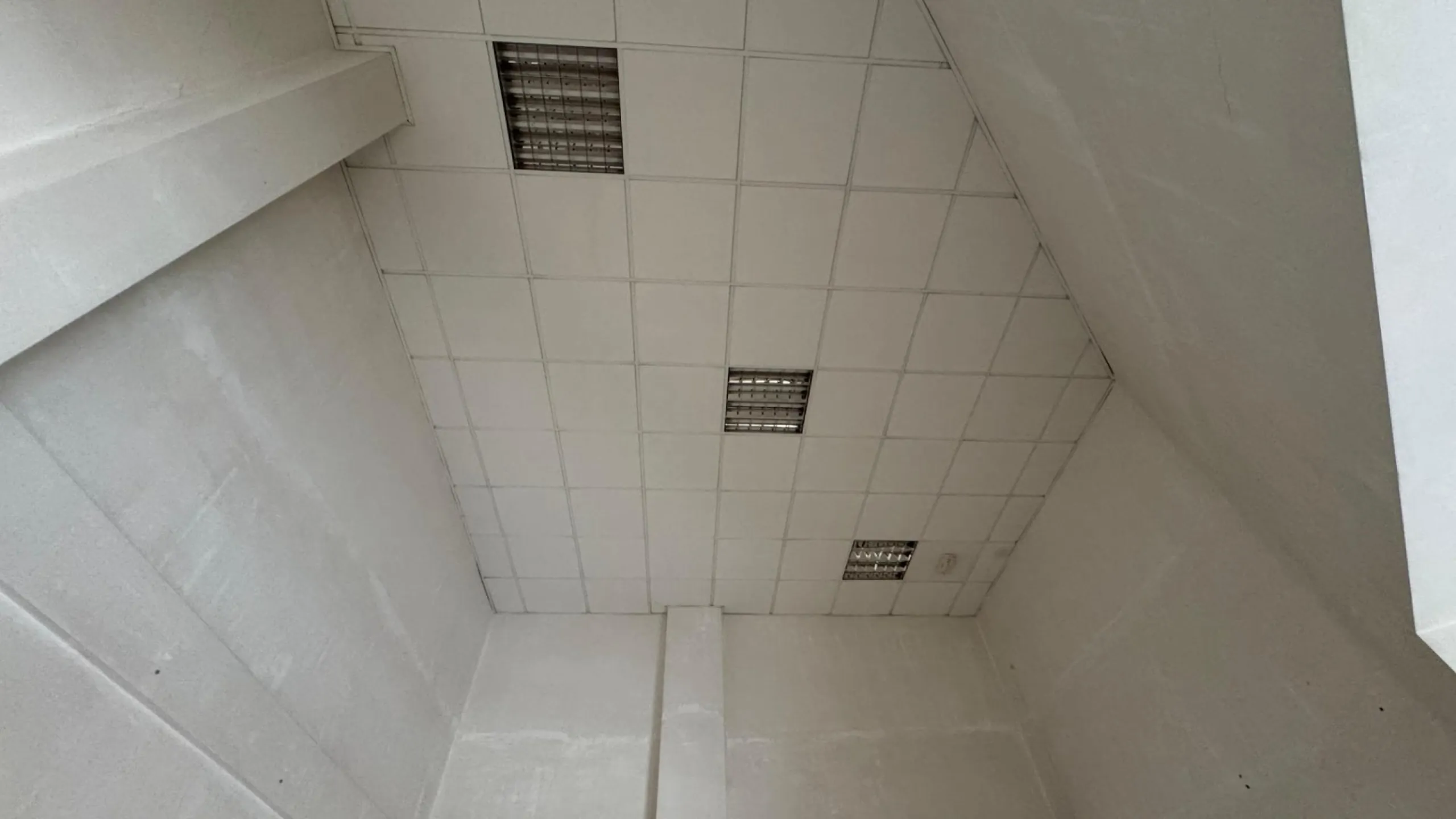 Spacious commercial premises in the heart of Altozano, Alicante
