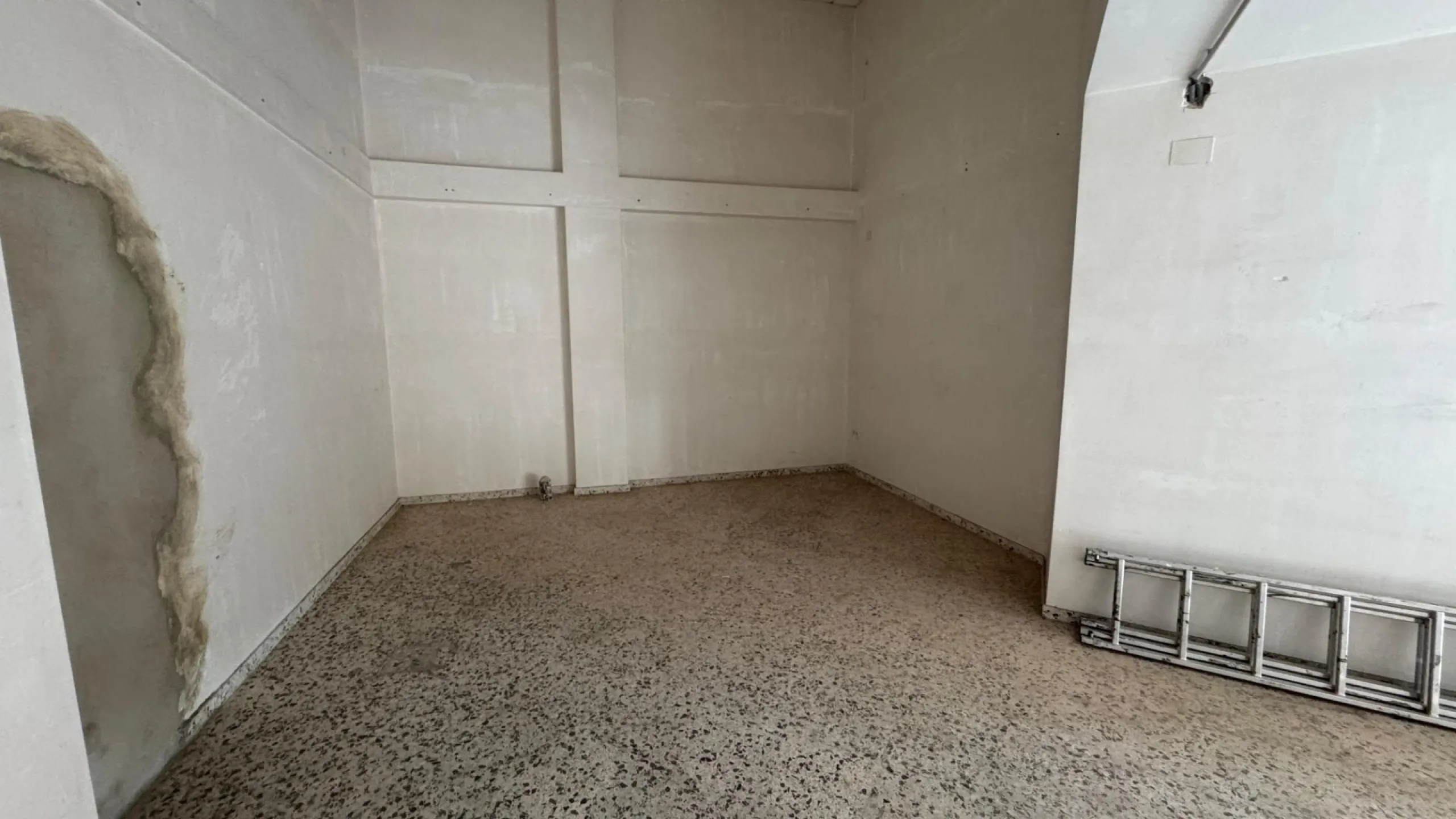 Spacious commercial premises in the heart of Altozano, Alicante