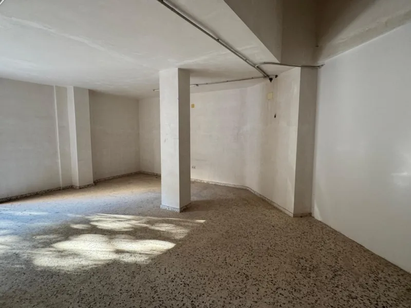 Spacious commercial premises in the heart of Altozano, Alicante