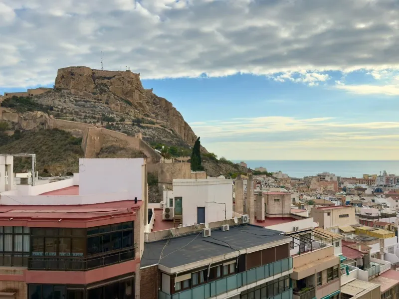 ALFONSO EL SABIO, PROPIEDAD CON VISTAS AL MAR Y AL CASTILLO