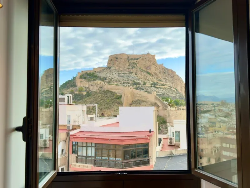 ALFONSO EL SABIO, PROPIEDAD CON VISTAS AL MAR Y AL CASTILLO