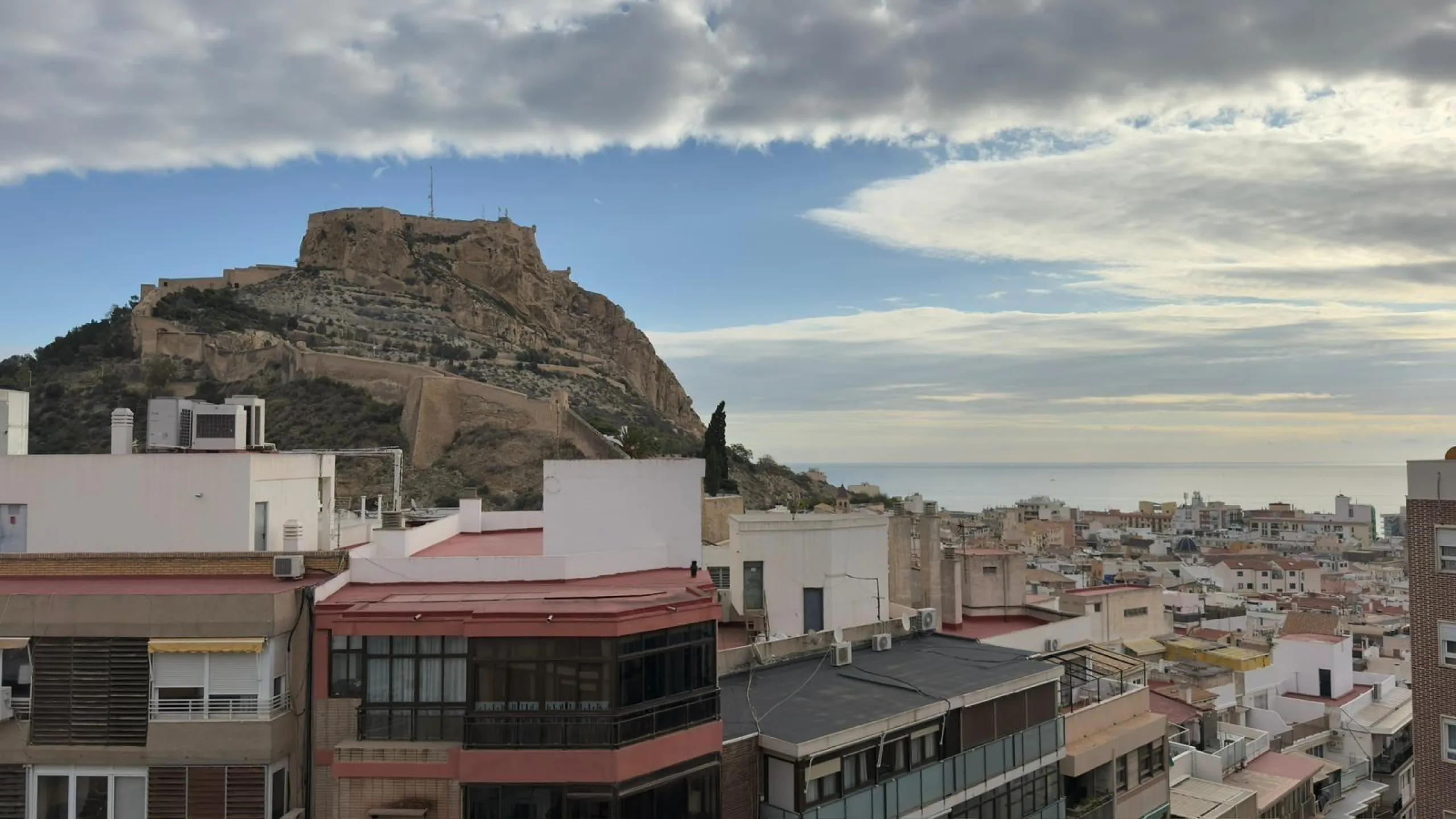 ALFONSO EL SABIO, PROPIEDAD CON VISTAS AL MAR Y AL CASTILLO
