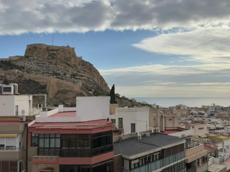 ALFONSO EL SABIO, PROPIEDAD CON VISTAS AL MAR Y AL CASTILLO