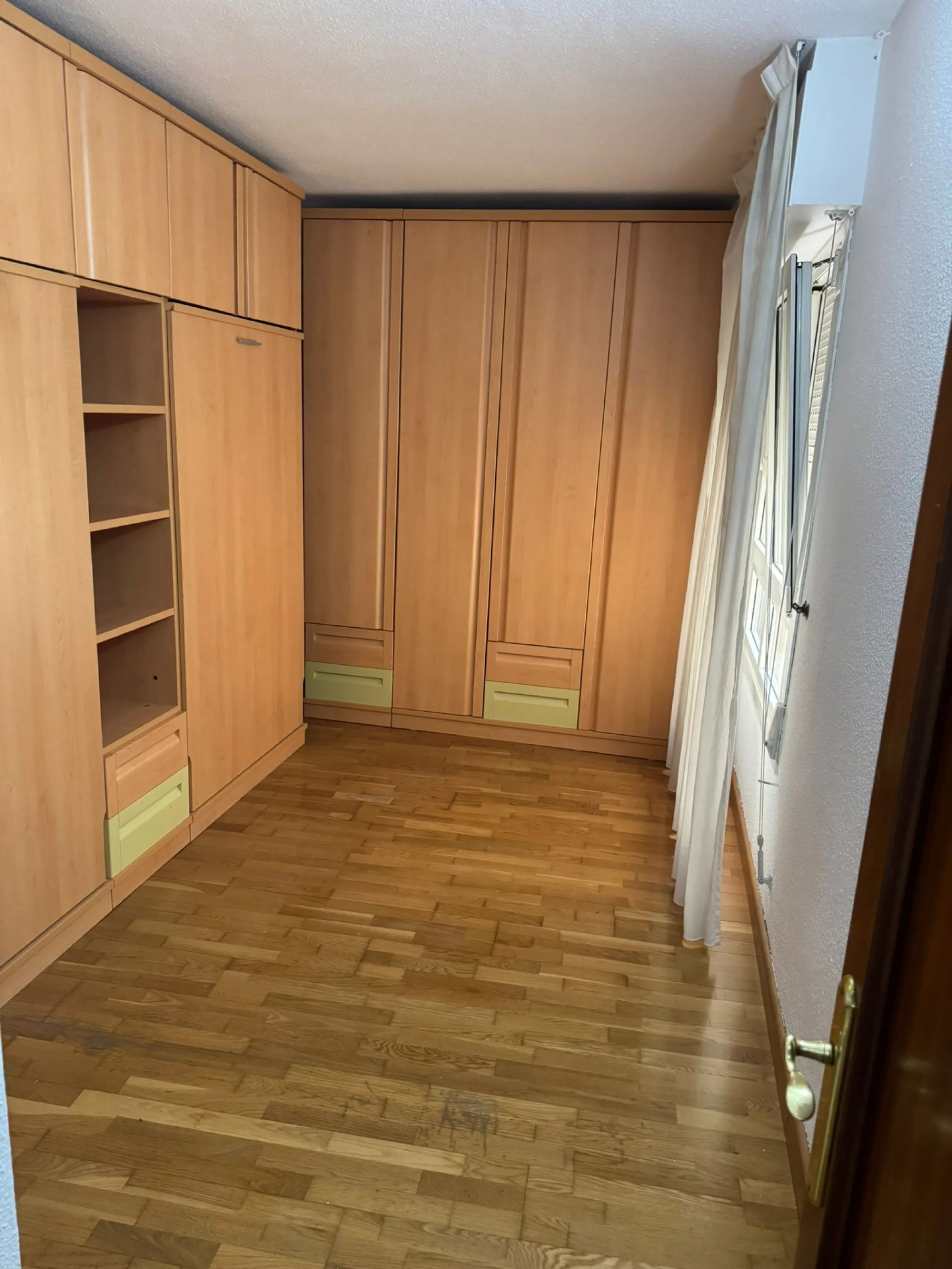Spacious Apartment in Torrevieja Just 500 m from the Sea 🌊