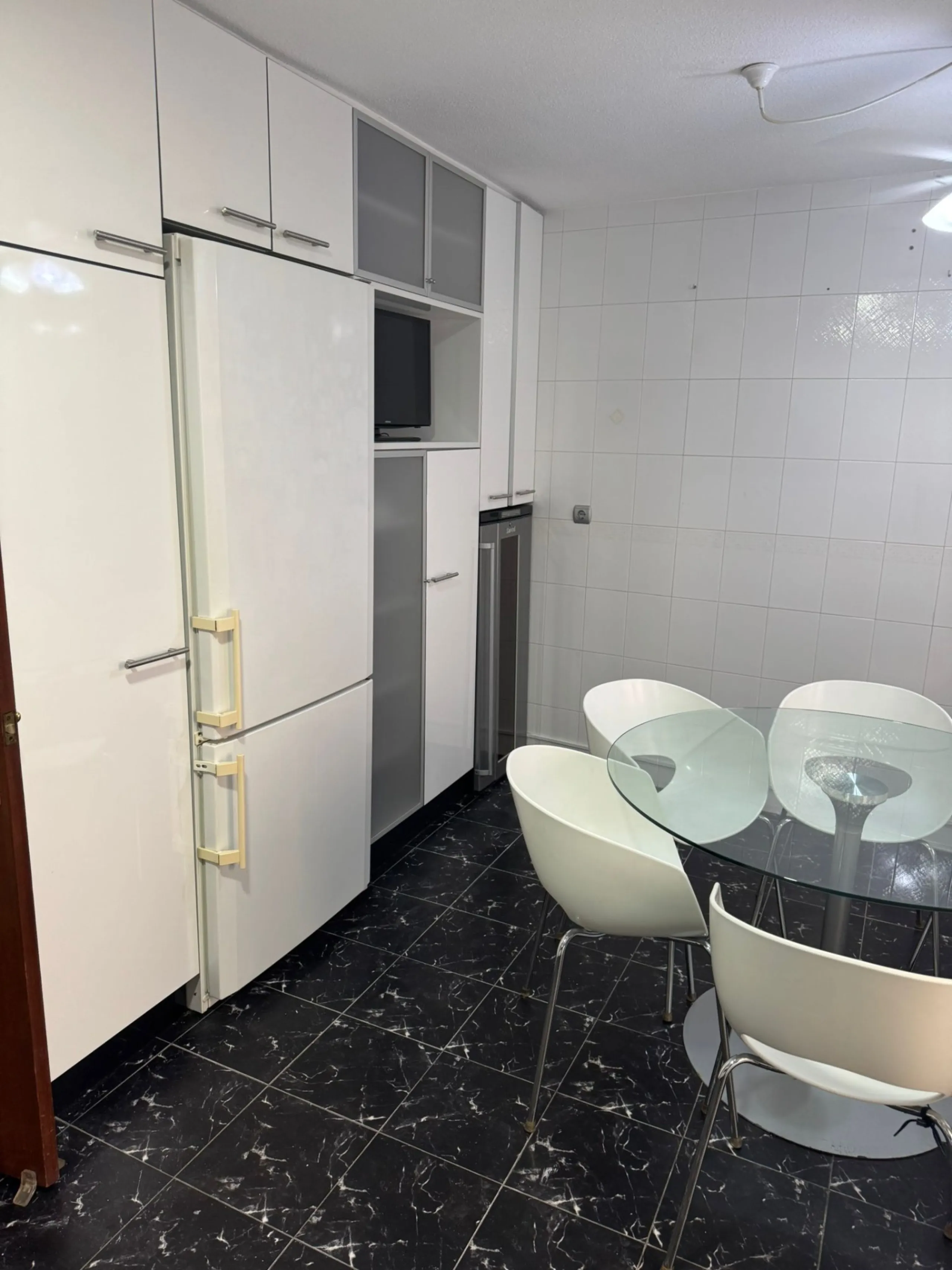 Spacious Apartment in Torrevieja Just 500 m from the Sea 🌊