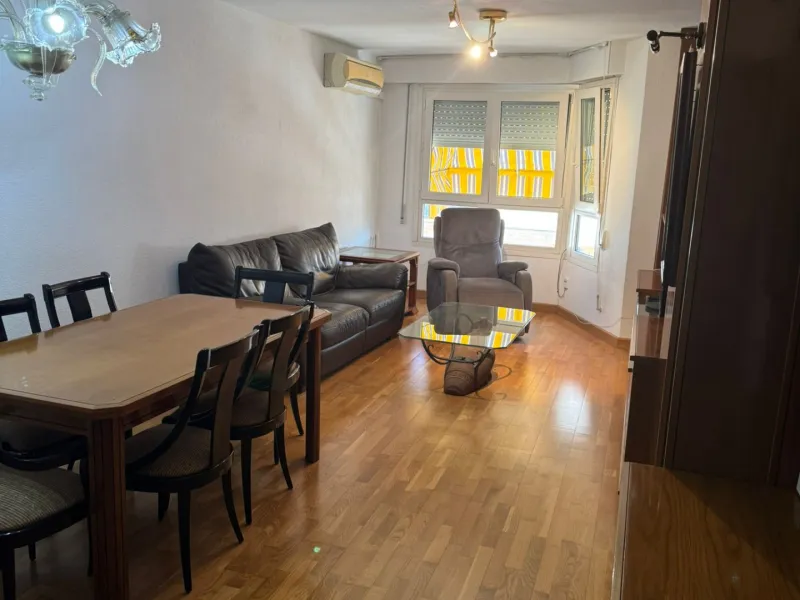 Spacious Apartment in Torrevieja Just 500 m from the Sea 🌊