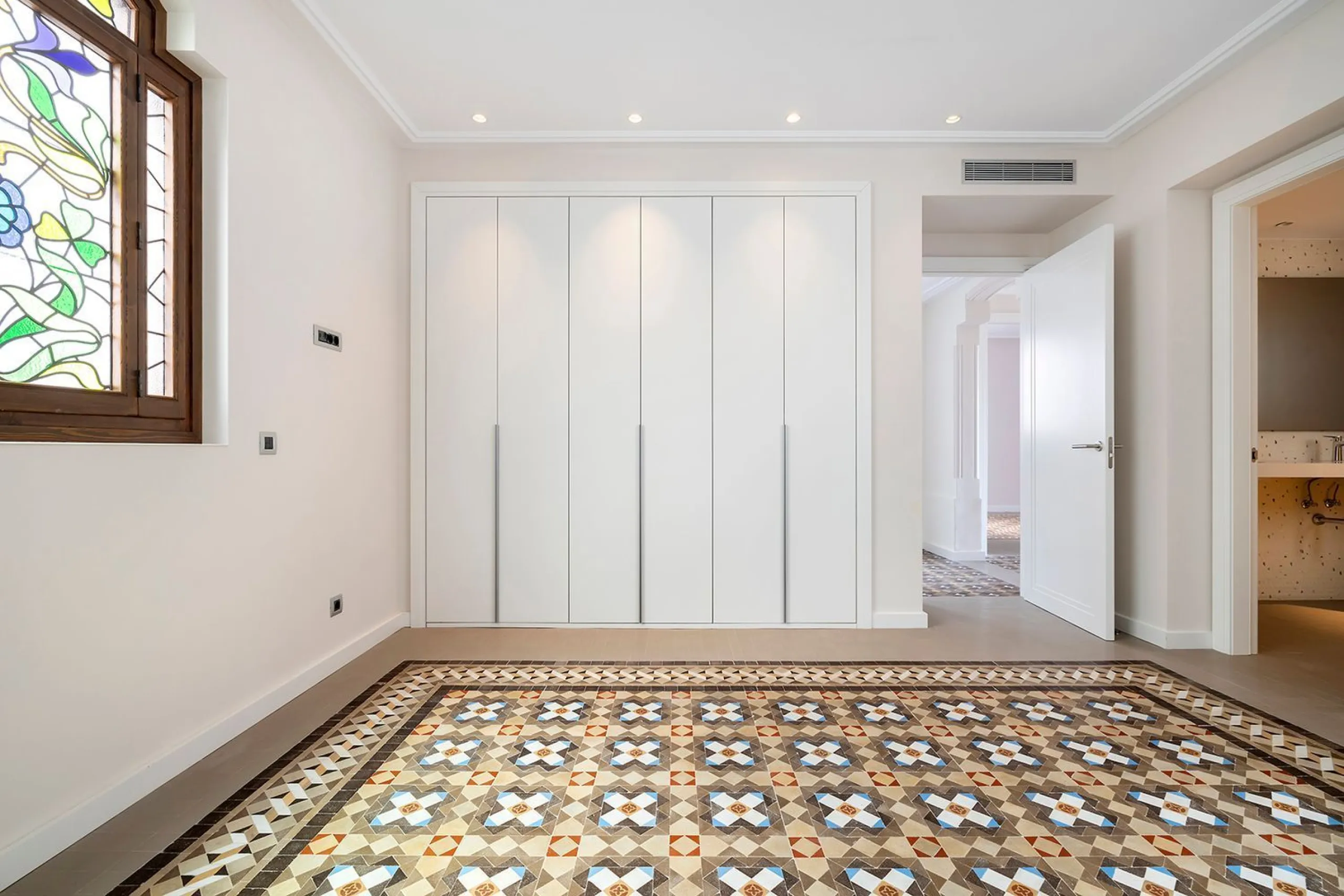 New-build apartment with sea views in Port Vell, Barcelona