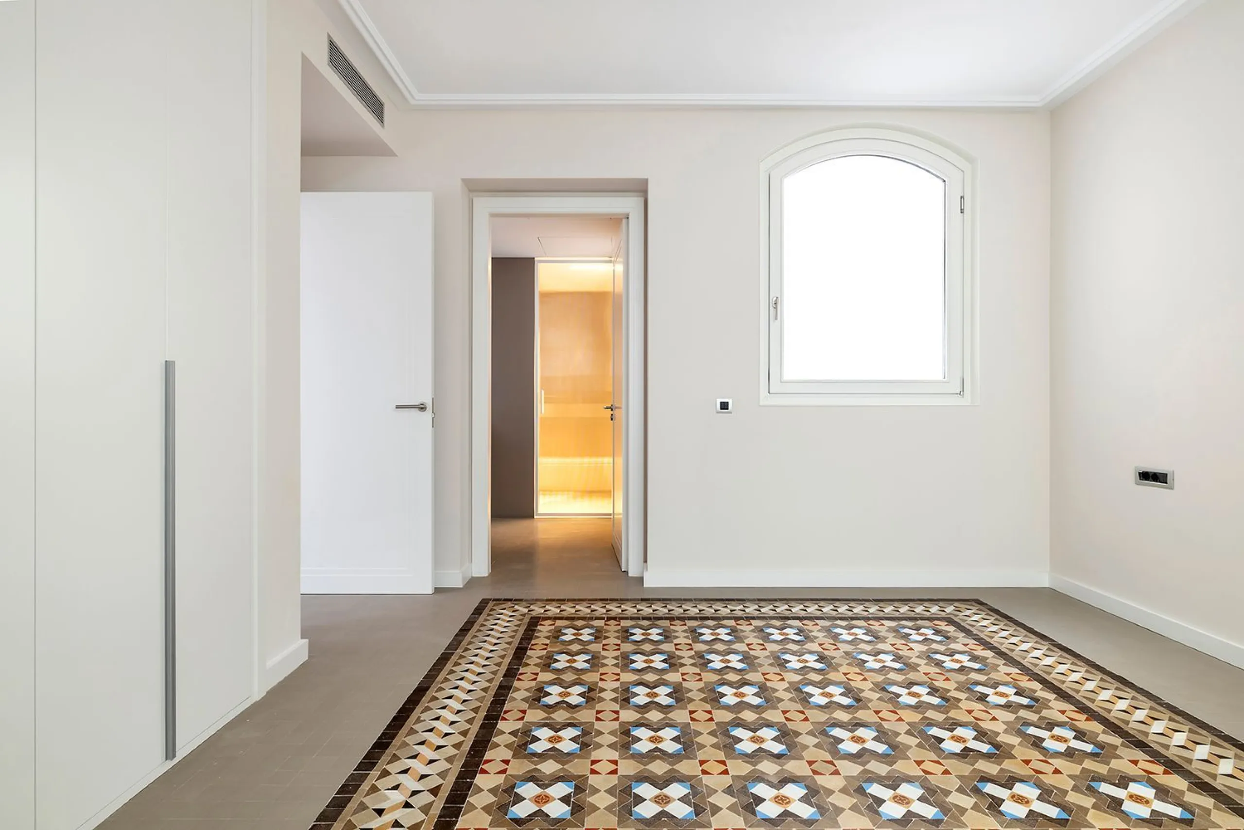 New-build apartment with sea views in Port Vell, Barcelona