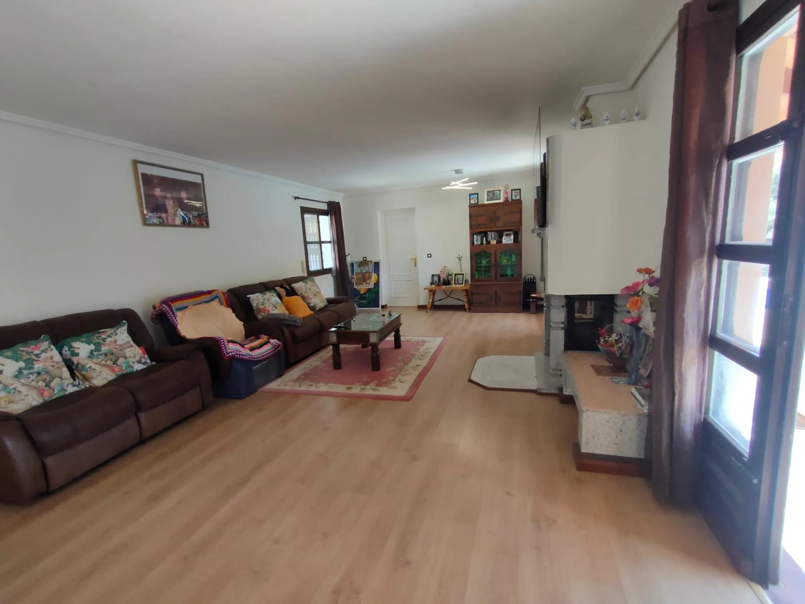 Stunning 5-Bedroom House with Pool in Orihuela Costa